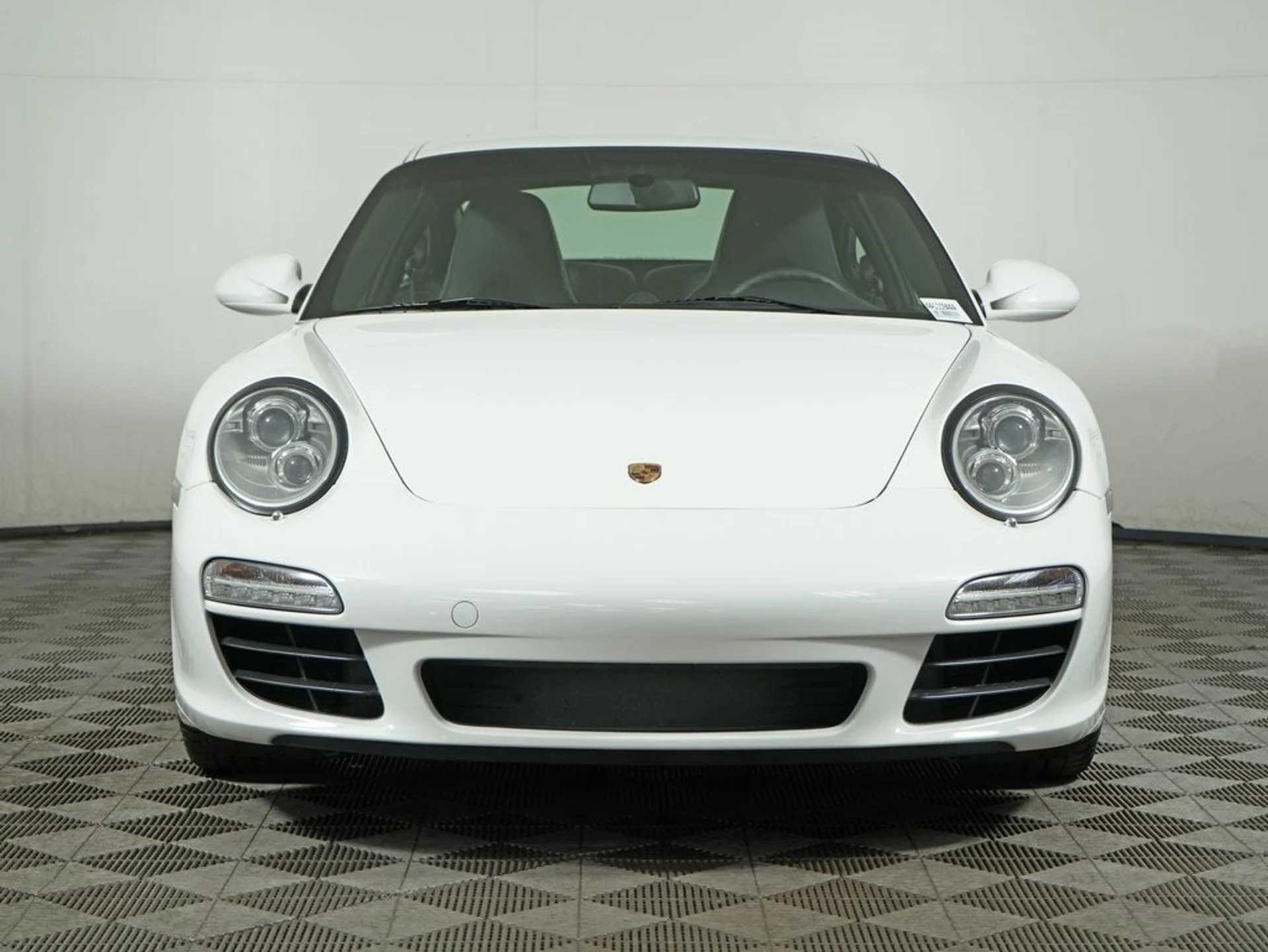 mph009_2964735851_10_24a41b7725