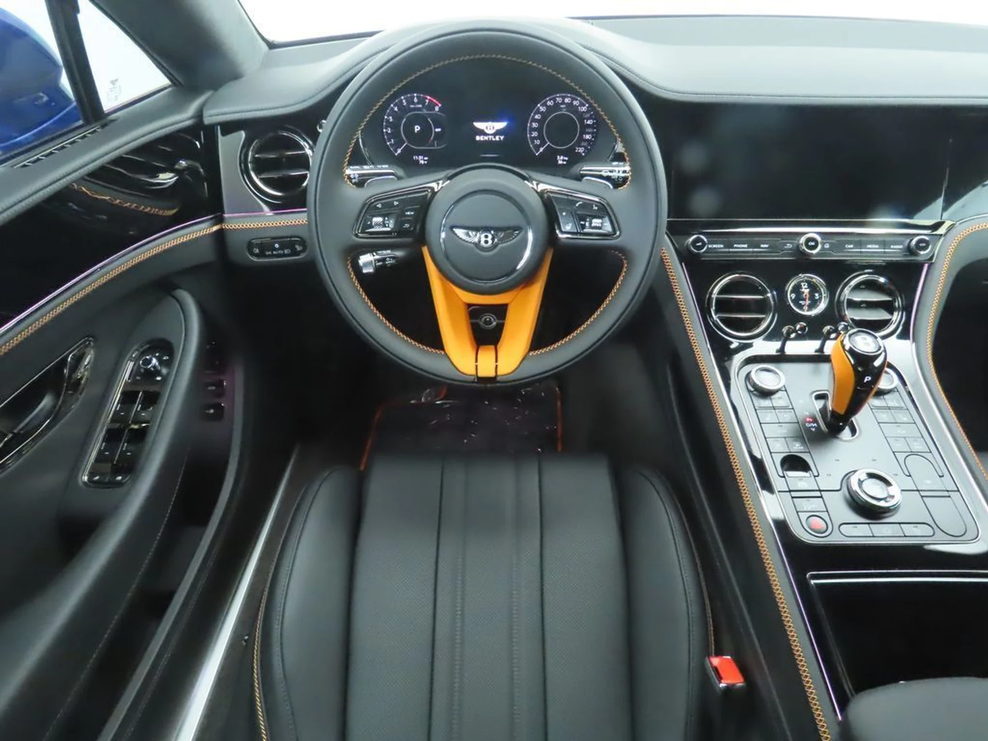 mph009_2967086124_new_2026_bentley_continental_gt_8119_22914838_10_1024_5d29e3a9ea