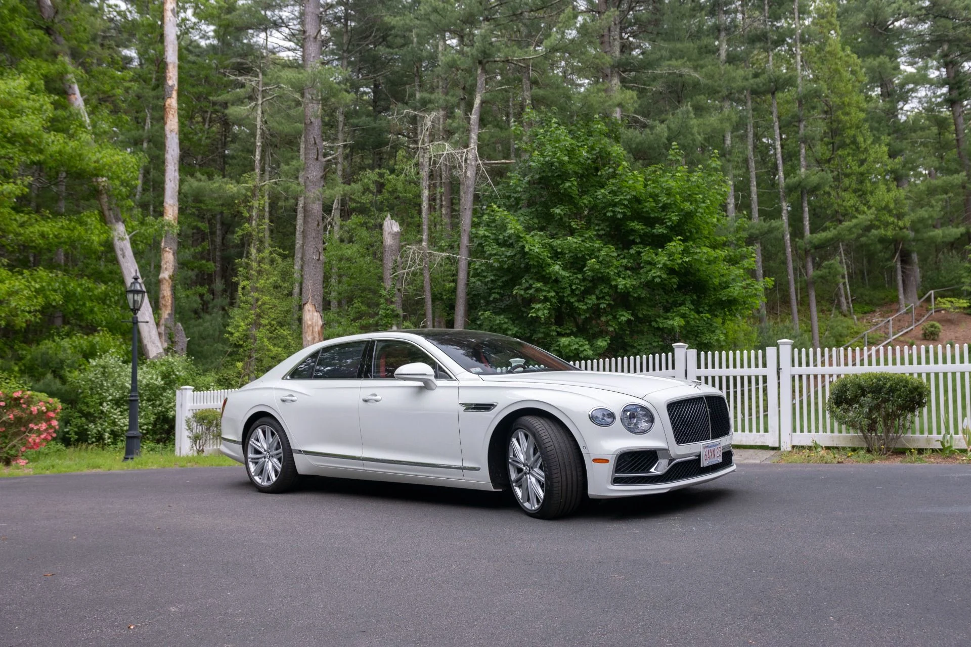 mph009_2970670461_Used_2024_Bentley_Flying_Spur_V8_1779398452_402481652d