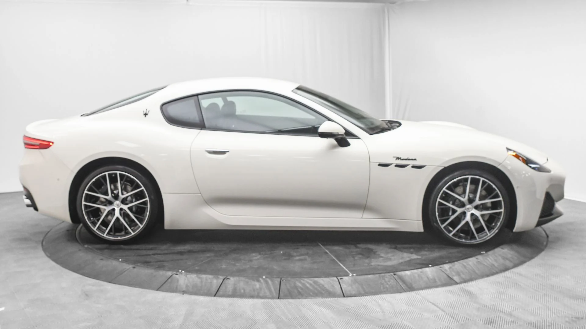 mph009_298049856_56129bb9ff234a49ad075a90298ef003_1b20071260