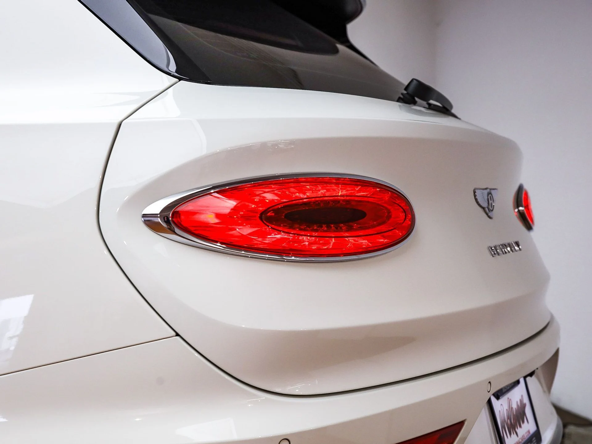 mph009_2981441669_12715d3c24786fedbf74d1968f4797c4x_60b3ac1eff