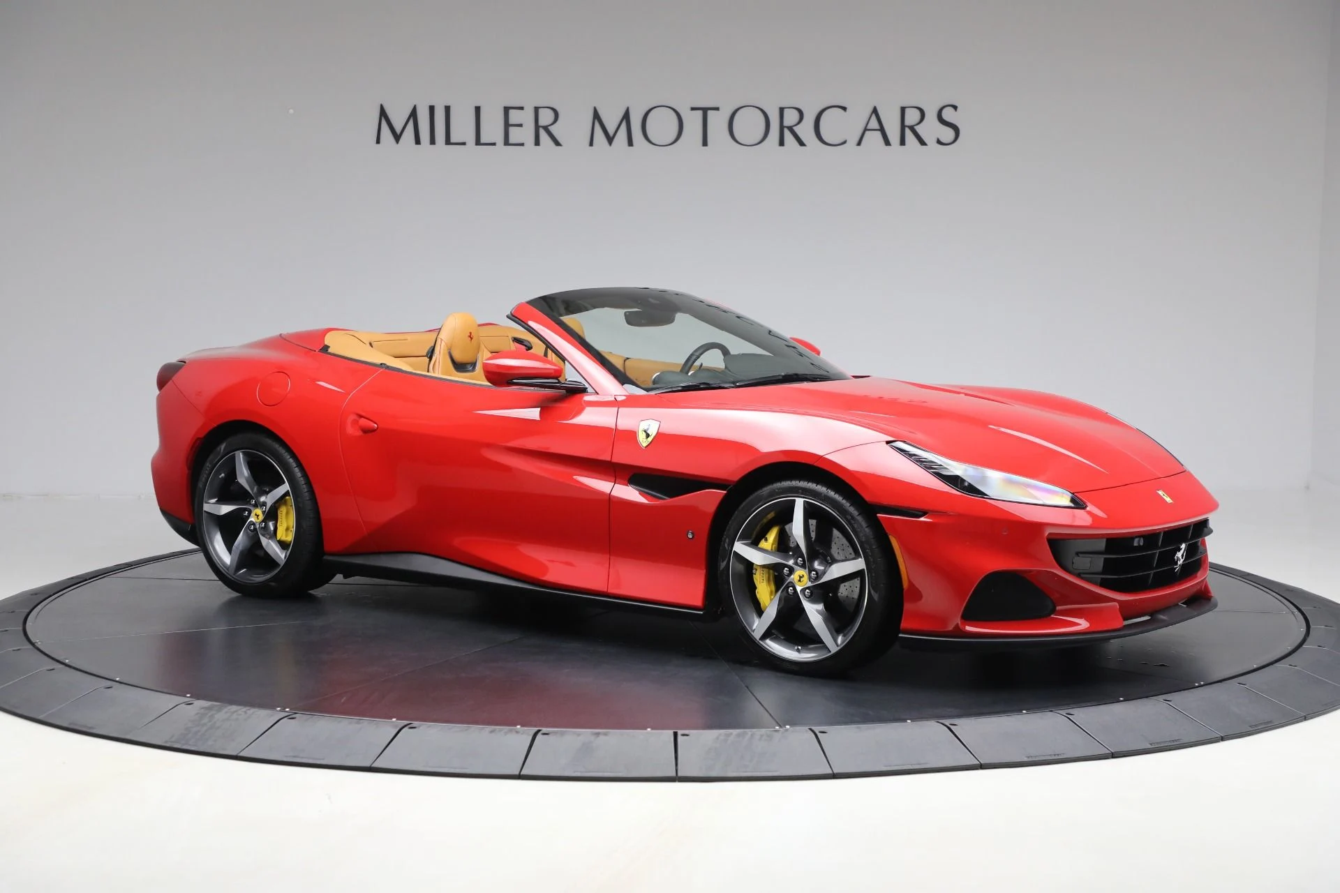 mph009_2986038841_Used_2022_Ferrari_Portofino_M_a936b53b65