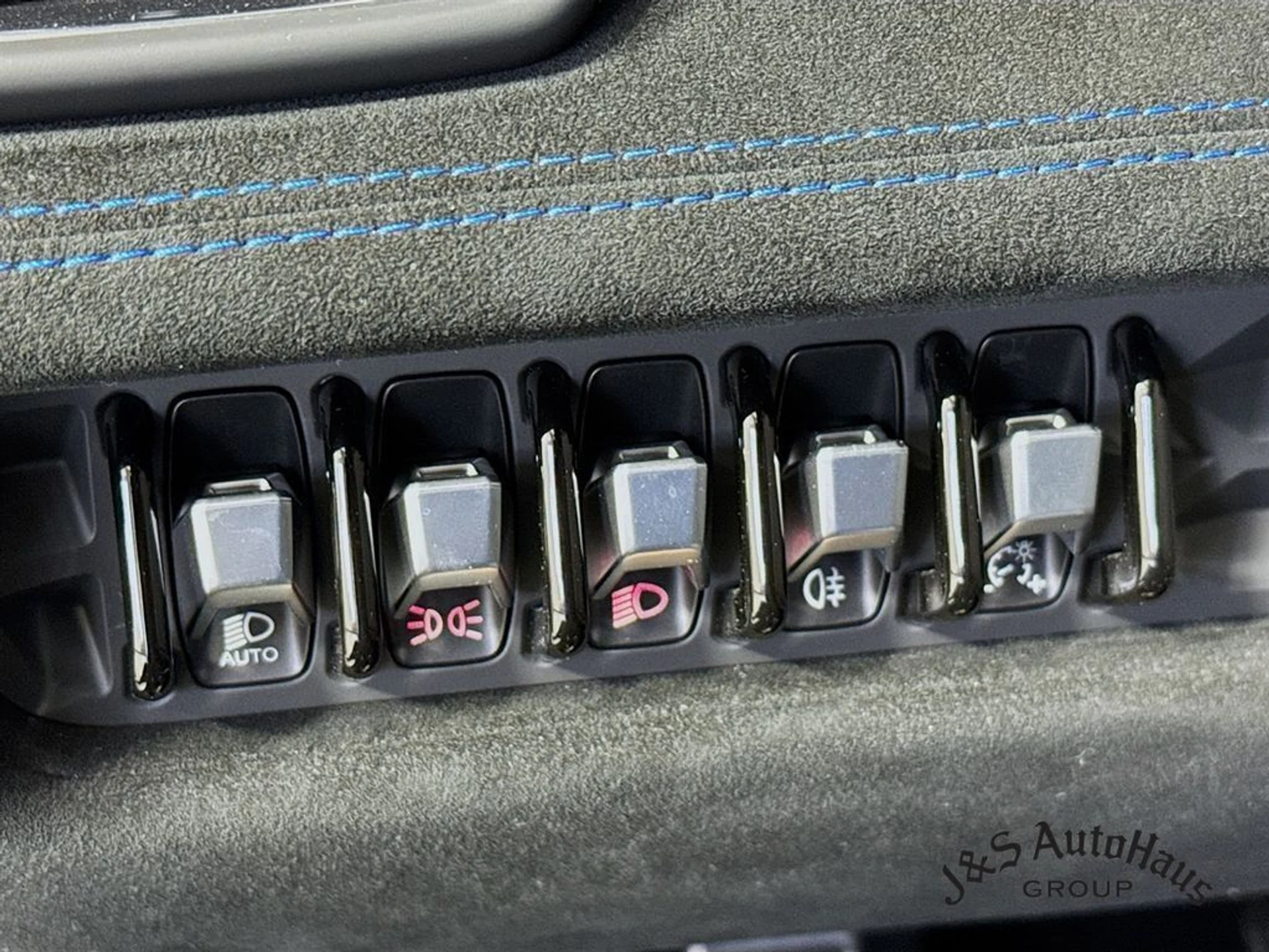 mph009_2987342701_xuhidqjur2orol34k3bge8m5zv1p_fa9eb85fc0