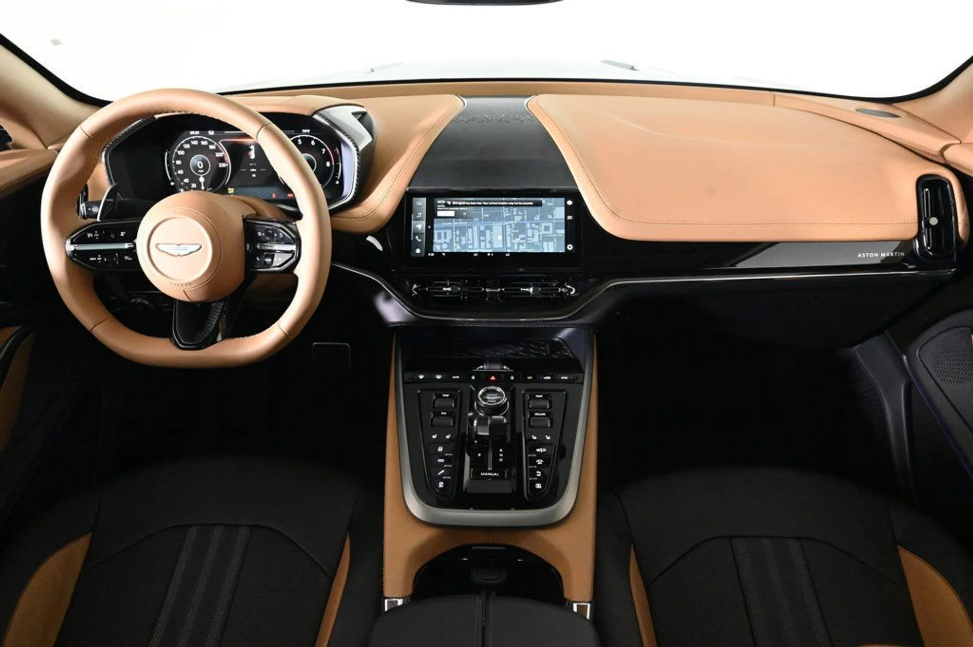 mph009_2994518918_new_2026_aston_martin_dbx_707awd_11350_22969436_9_1024_15269d0da8