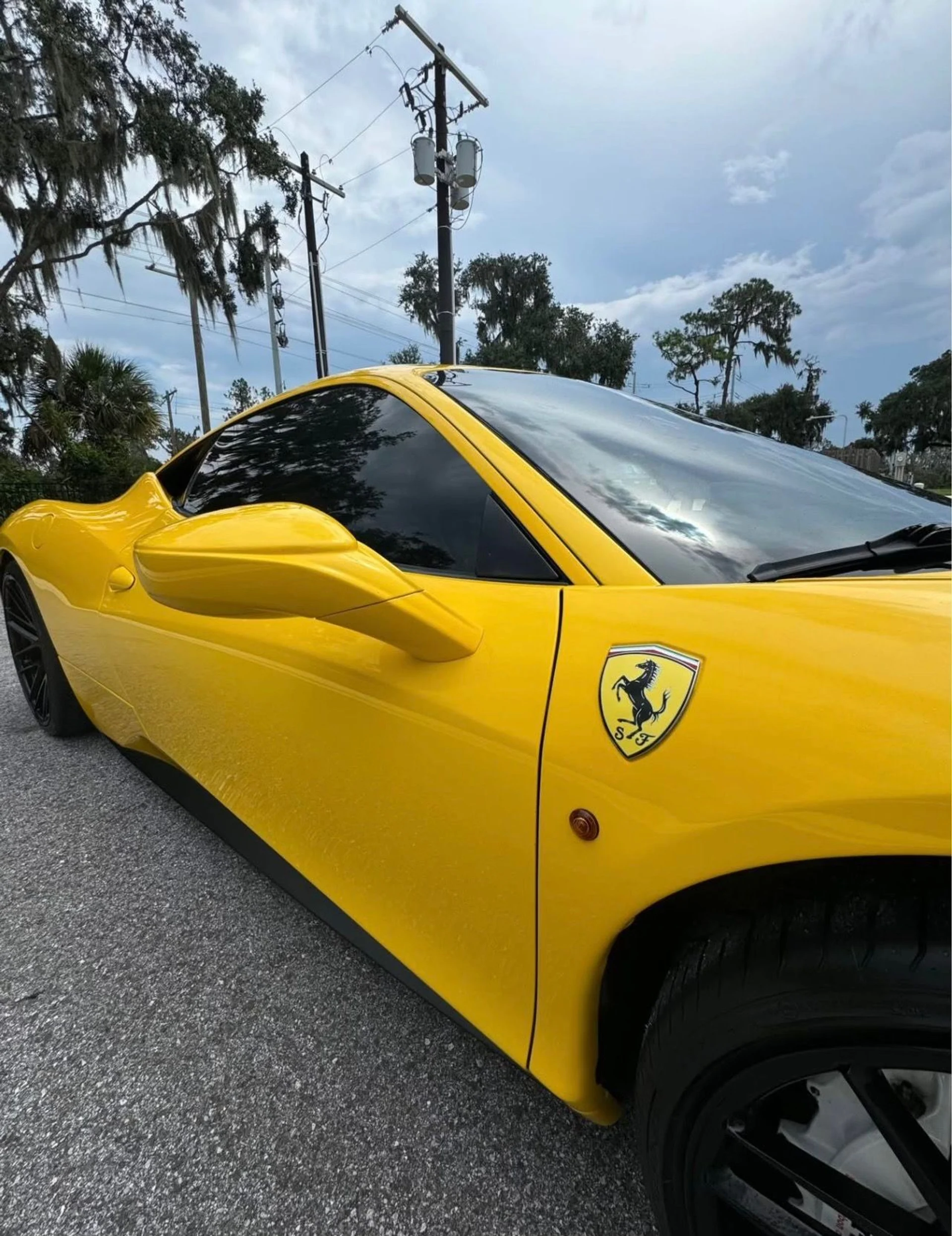 mph009_2996411107_Used_2012_Ferrari_458_Italia_1755617206_65f9b96b15