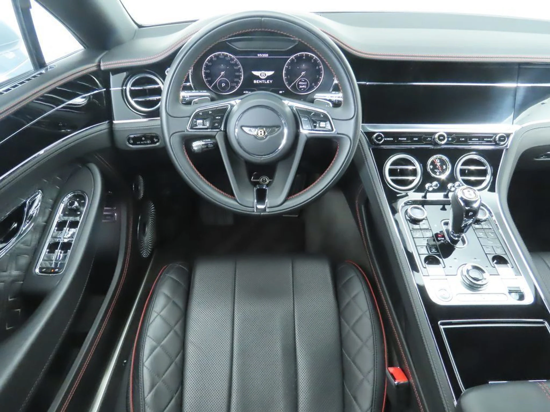 mph009_3002339232_used_2020_bentley_continental_gtv8coupe_8119_22903979_10_1024_6c2840f357