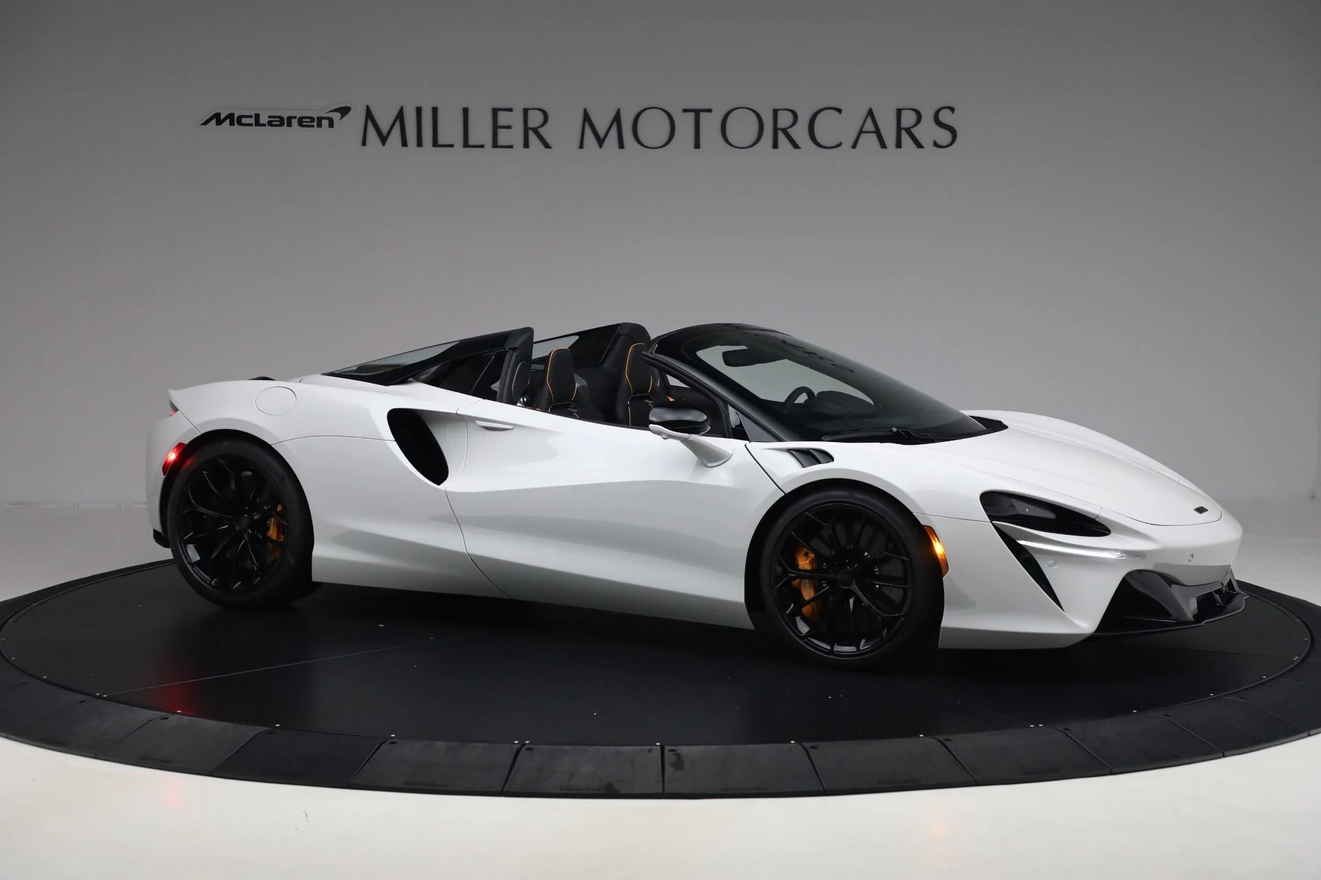 mph009_3005920308_New_2026_Mc_Laren_Artura_Spider_Tech_Lux_7a8d0bdc27