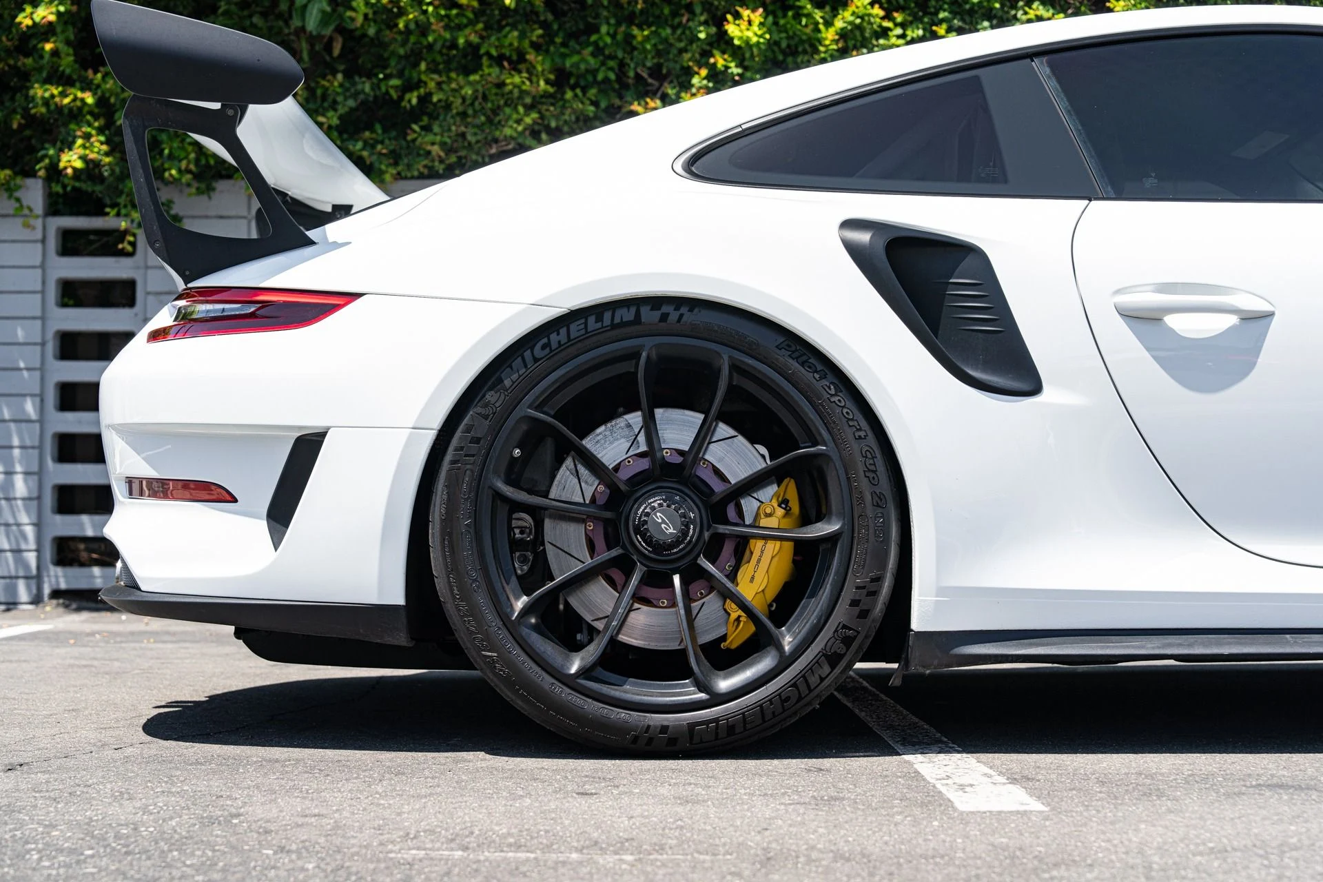 mph009_3022455046_Used_2019_Porsche_911_GT_3_RS_1754072603_9e1291c3cb