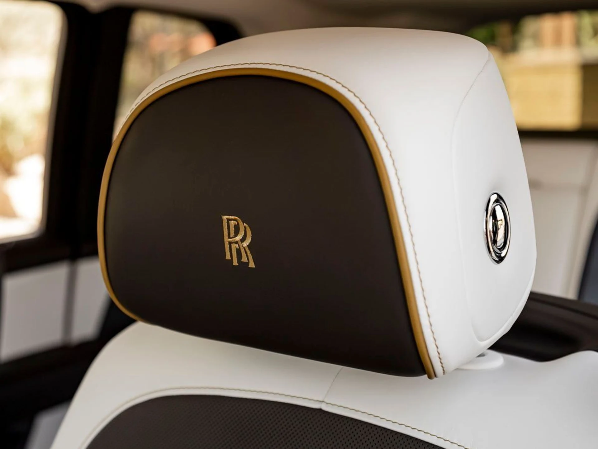 mph009_302279289_10_606d96642c