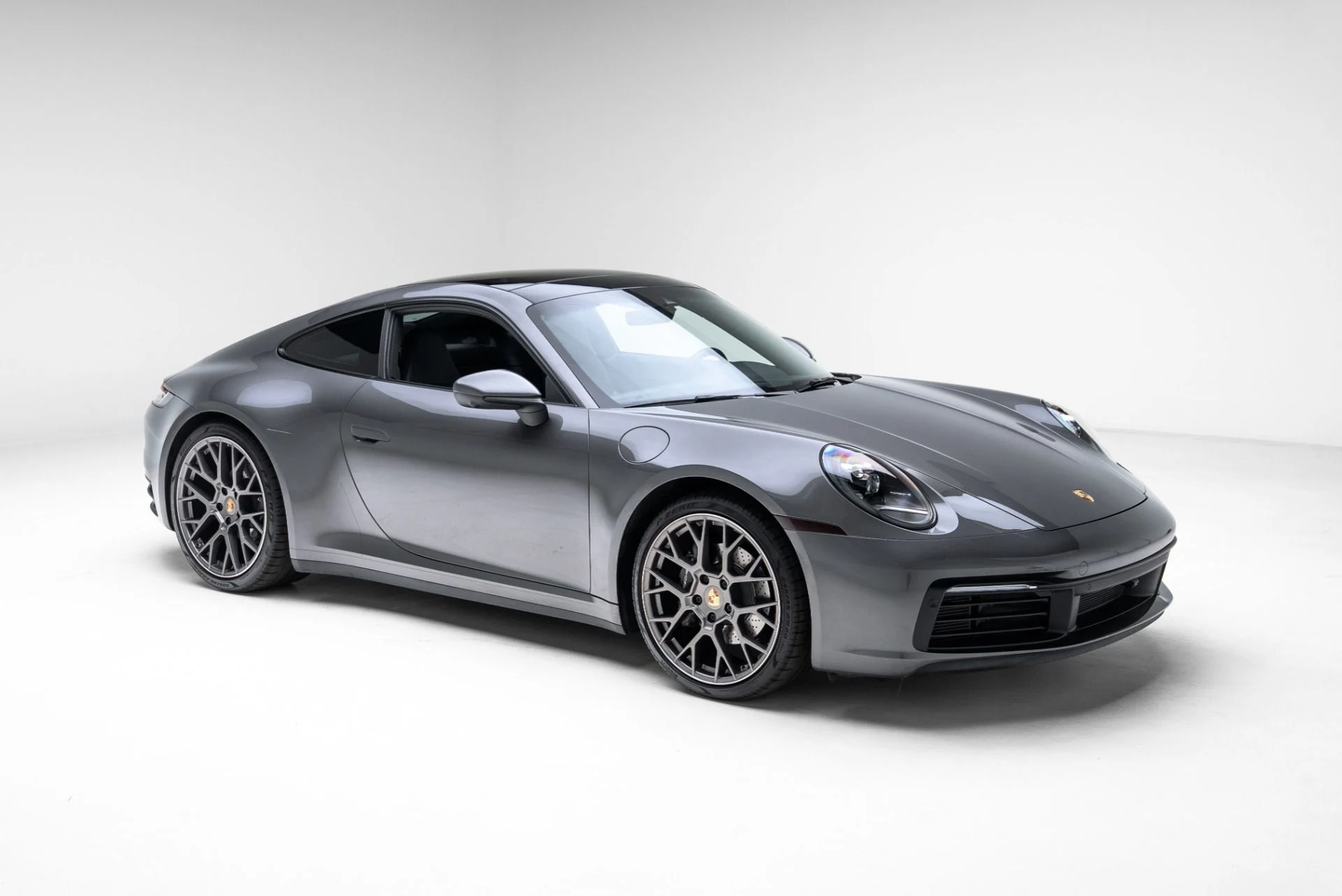 mph009_3026391421_Used_2020_Porsche_911_Carrera_1775067552_f50a918846