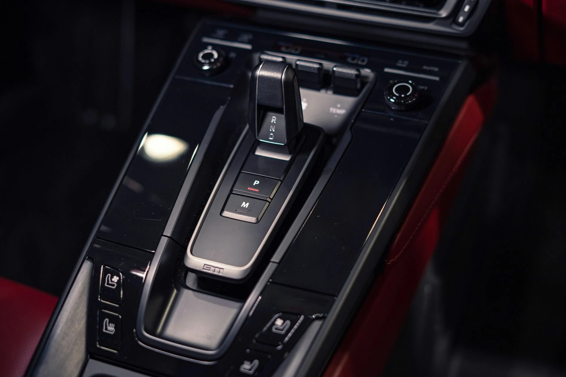 mph009_3026571715_Used_2022_Porsche_911_1776272111_5bca4f643b