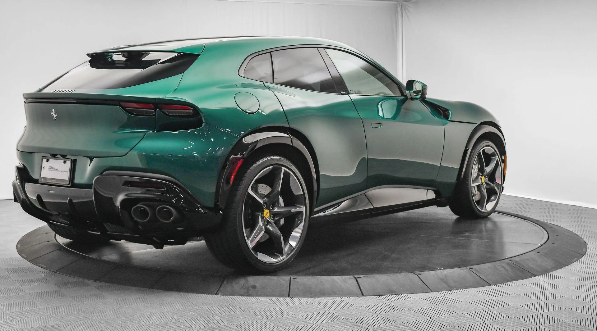 mph009_3027398832_Used_2025_Ferrari_Purosangue_Verde_Pino_1757451409_e21024e6cf