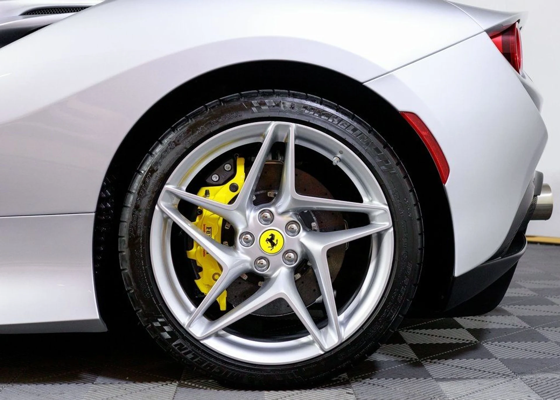 mph009_3031990700_a83a1b2644595e5d218df75ab523130c_e93db7286d