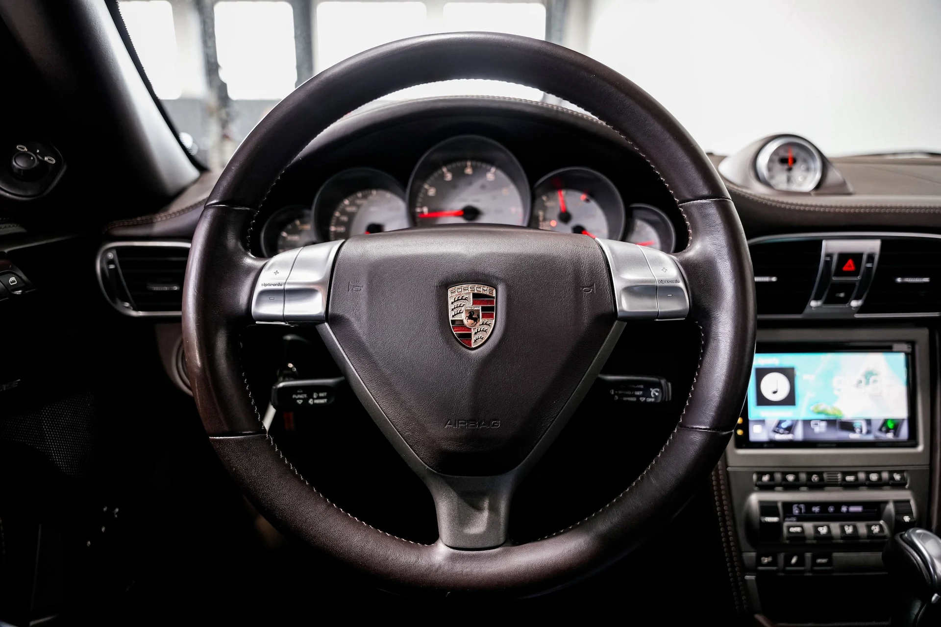 mph009_3040525387_2915635538bcf2839c52affbcacb356cx_aa0099737b