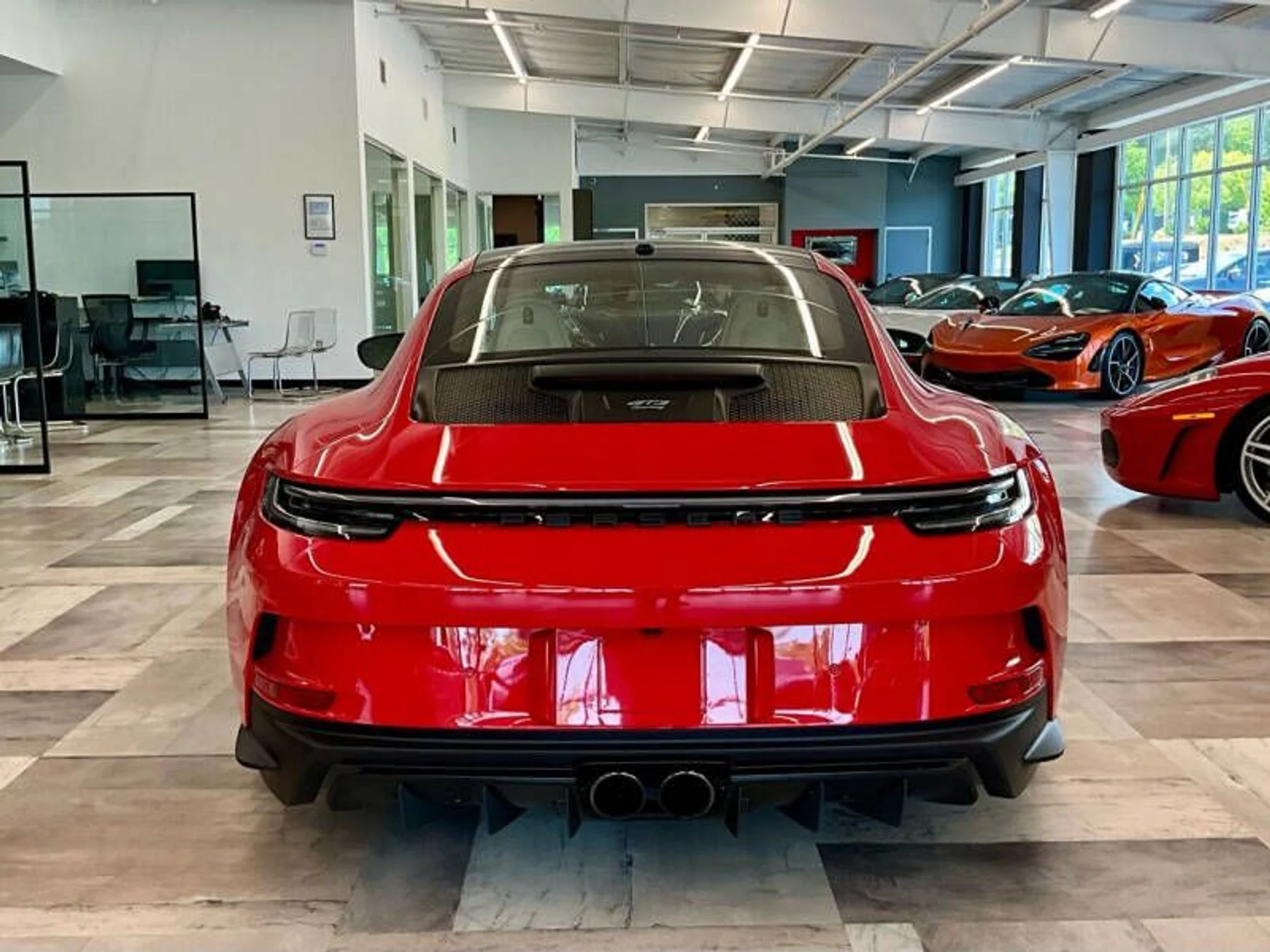 mph009_3057770223_2022_porsche_911_gt3_2dr_coupe_68d60c39fb