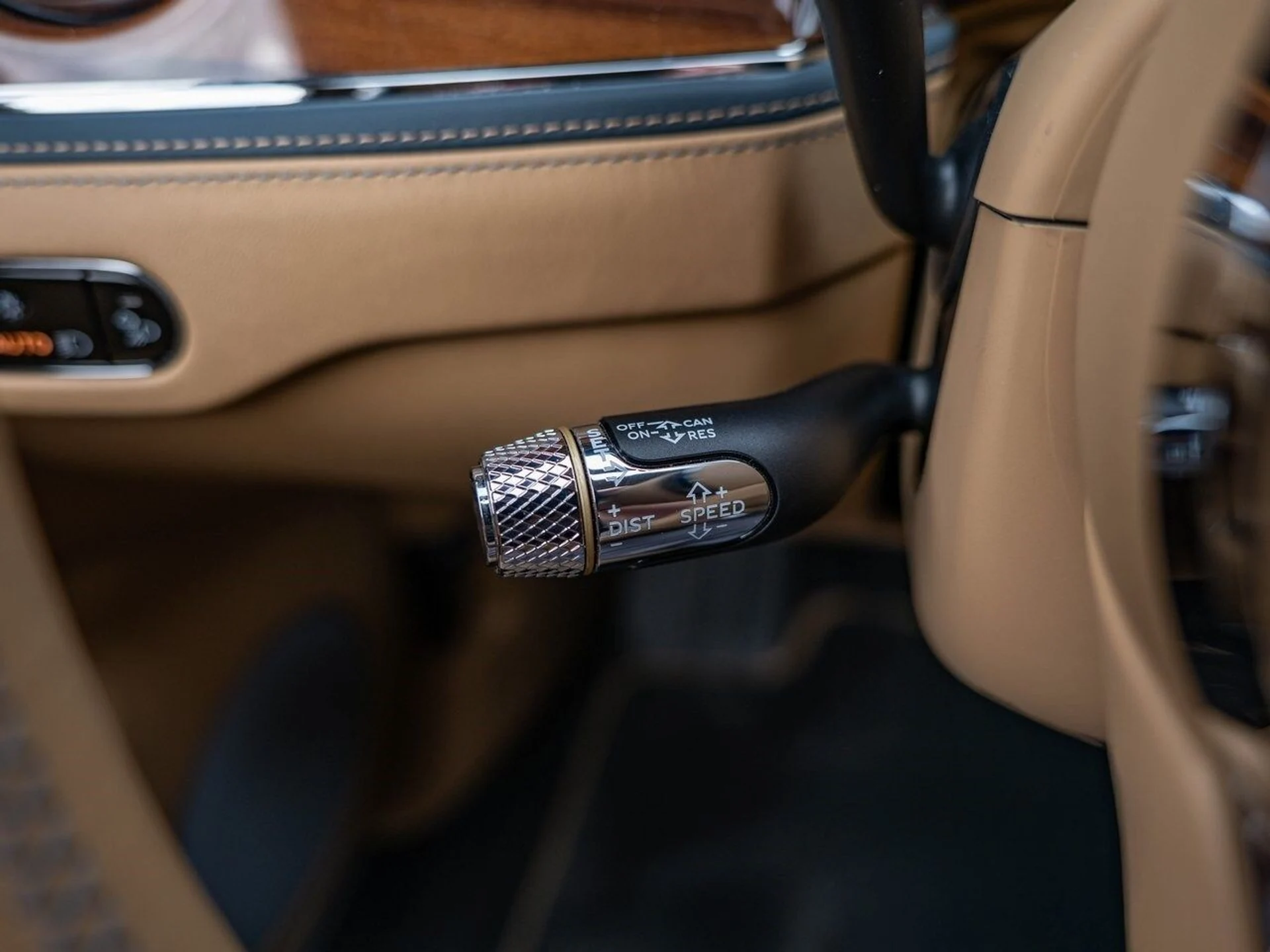 mph009_3060480710_b6ff9ce35899513fe739932449884b9dx_1a17014f01