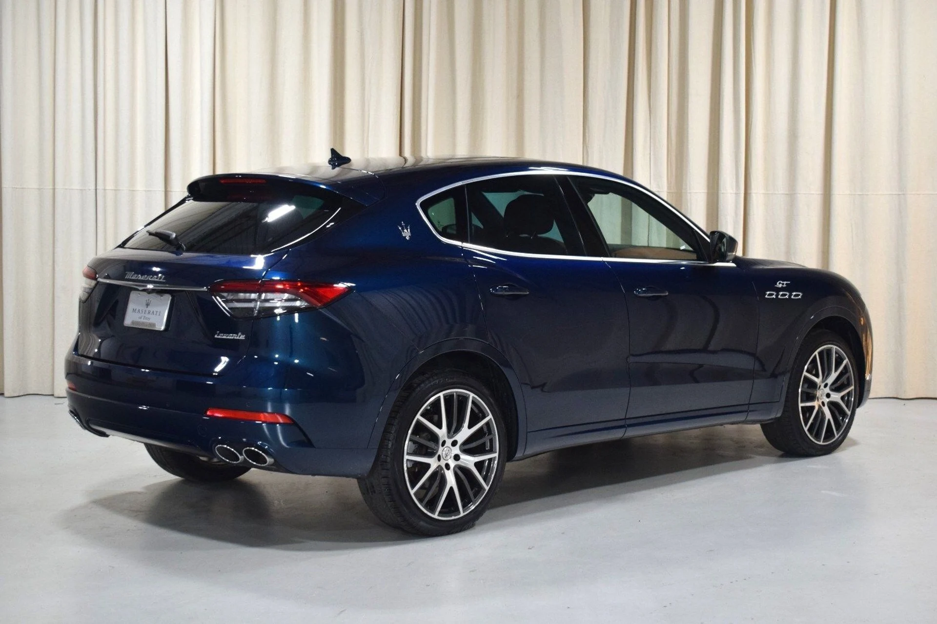 mph009_3062799973_69b6265709d4232165fa759c7bf9566cx_a2f7b3b6ee