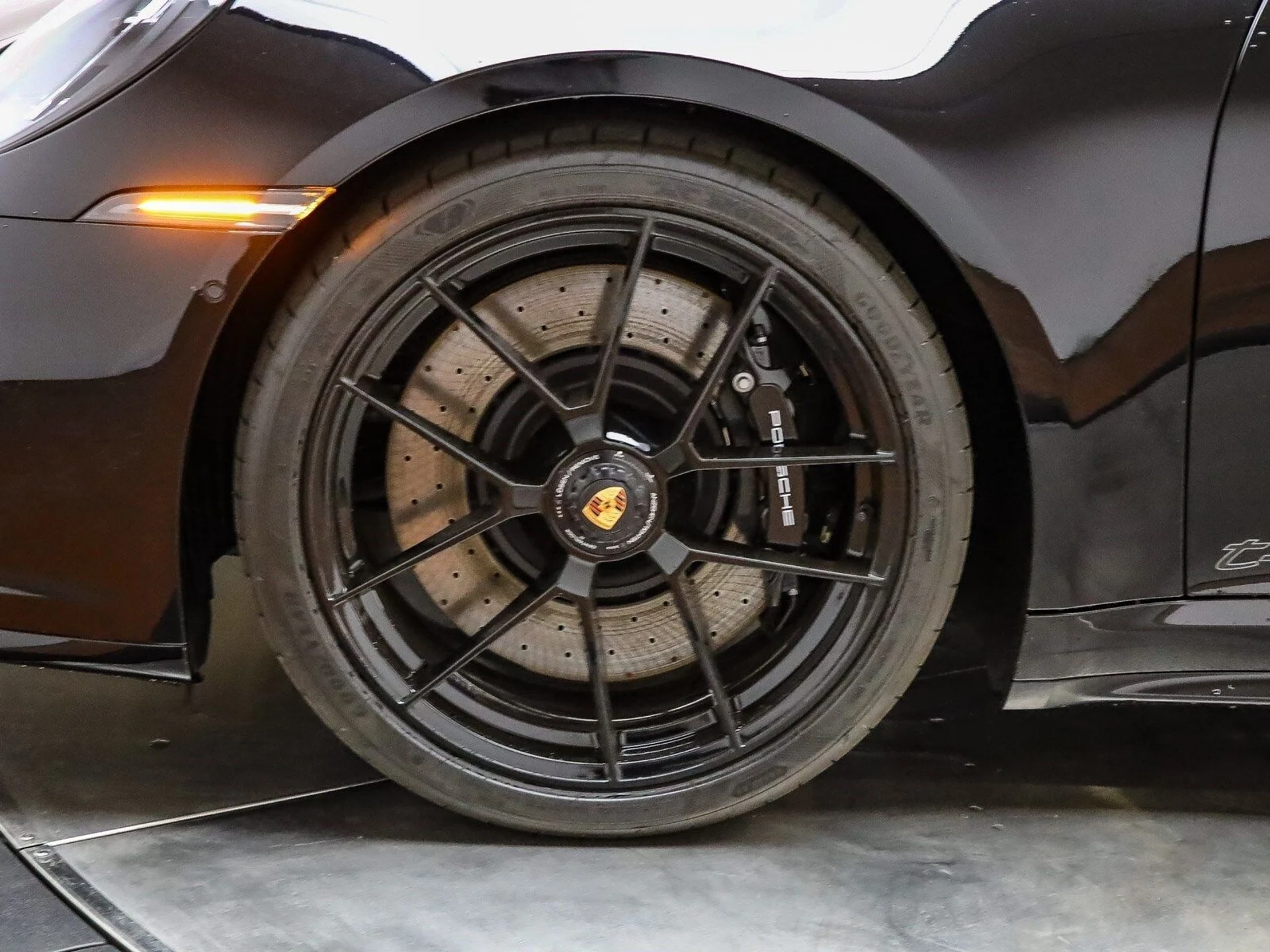 mph009_3064553549_fb2519f7c1c1bb7ae13e9b6856a89648x_3b9d698ce7