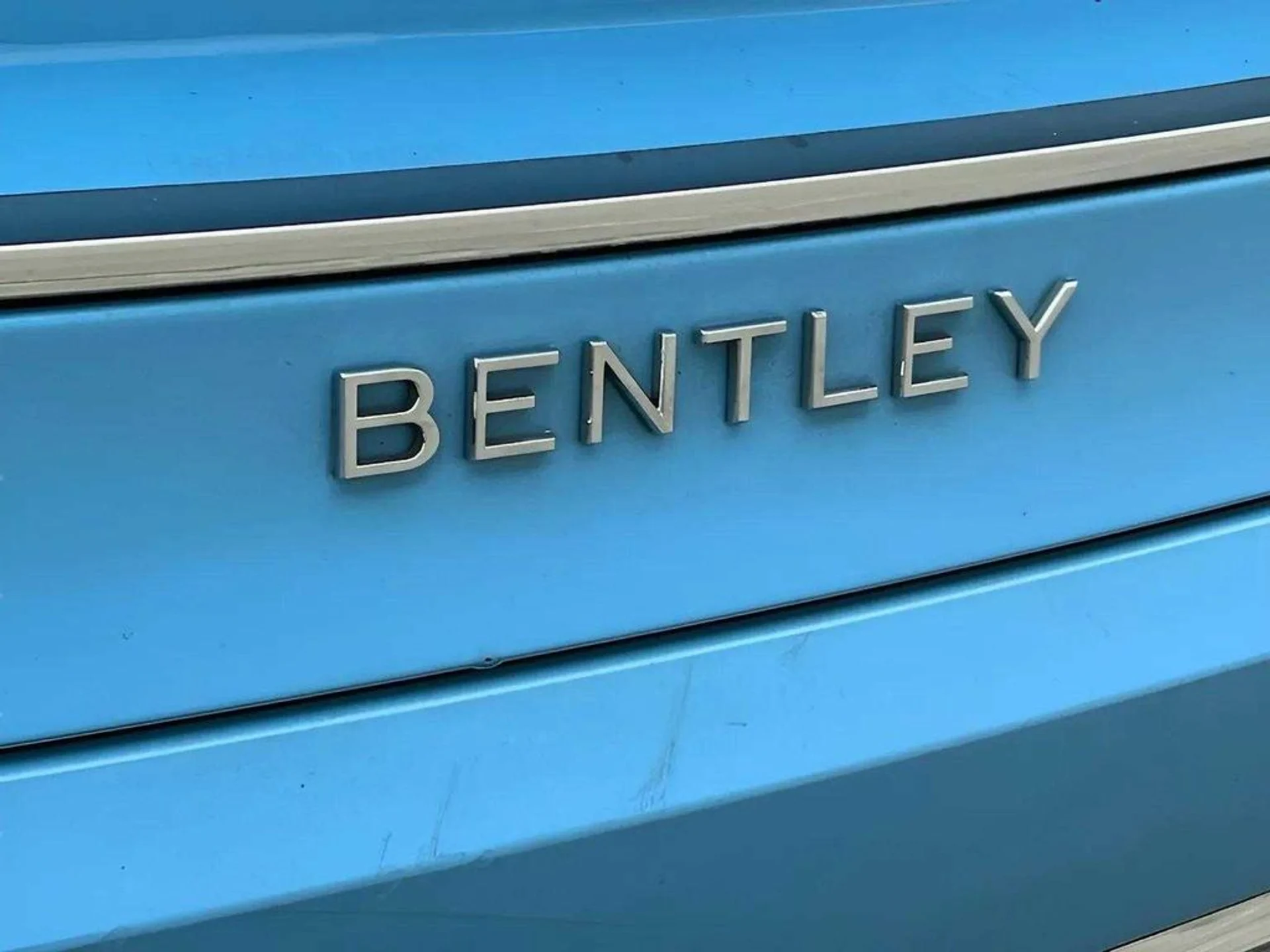 mph009_3066722626_385ed35db01f322de441b54a7c34336dx_ec55037de1