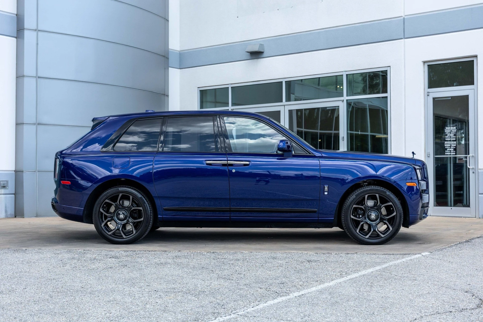 mph009_3074047309_Hi_Tech_Luxury_Imports_LLC_SLATV_8_C04_RU_223924_image_9_84f0e4b377