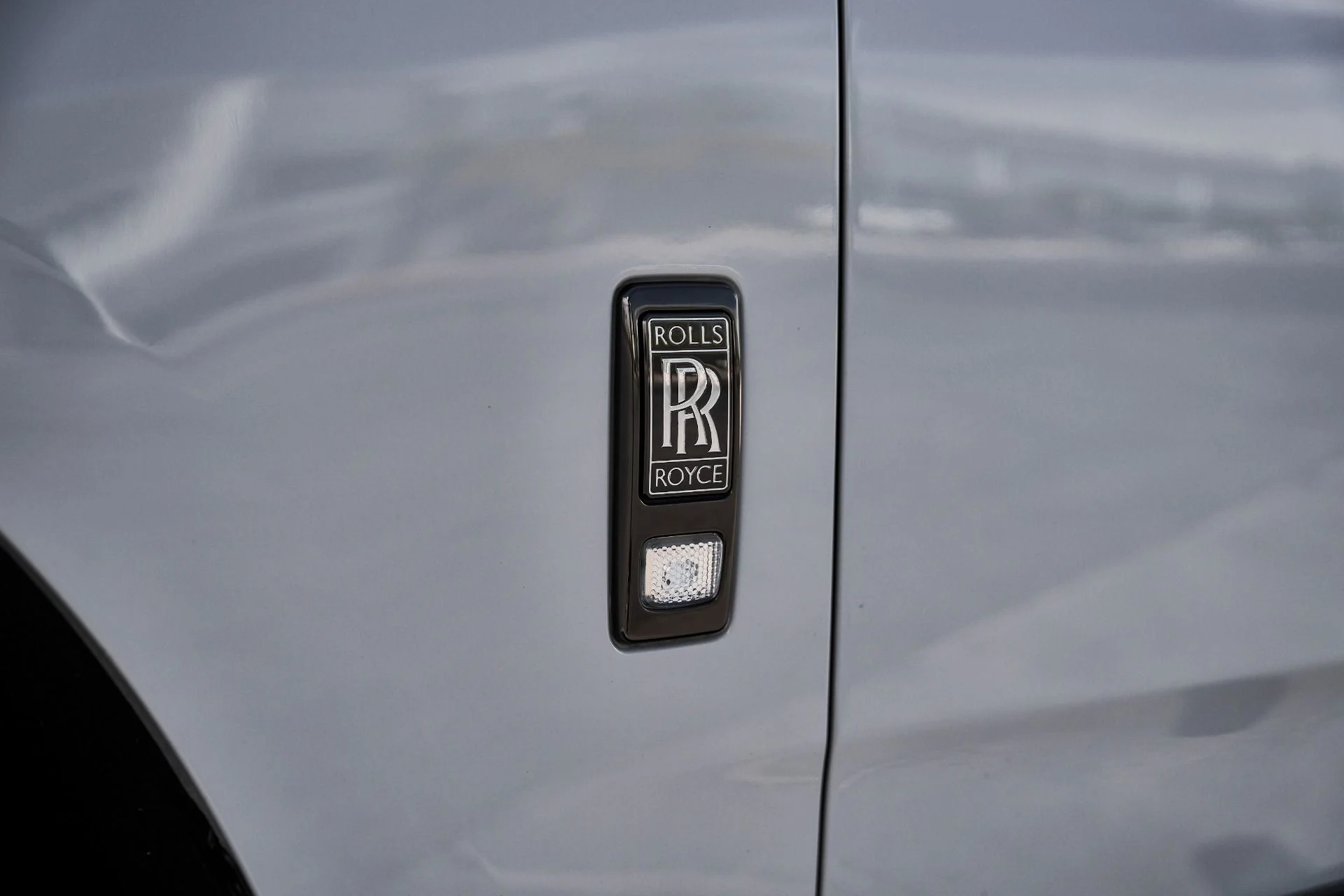 mph009_3092723871_Used_2024_Rolls_Royce_Cullinan_Black_Badge_1775870943_727222552d