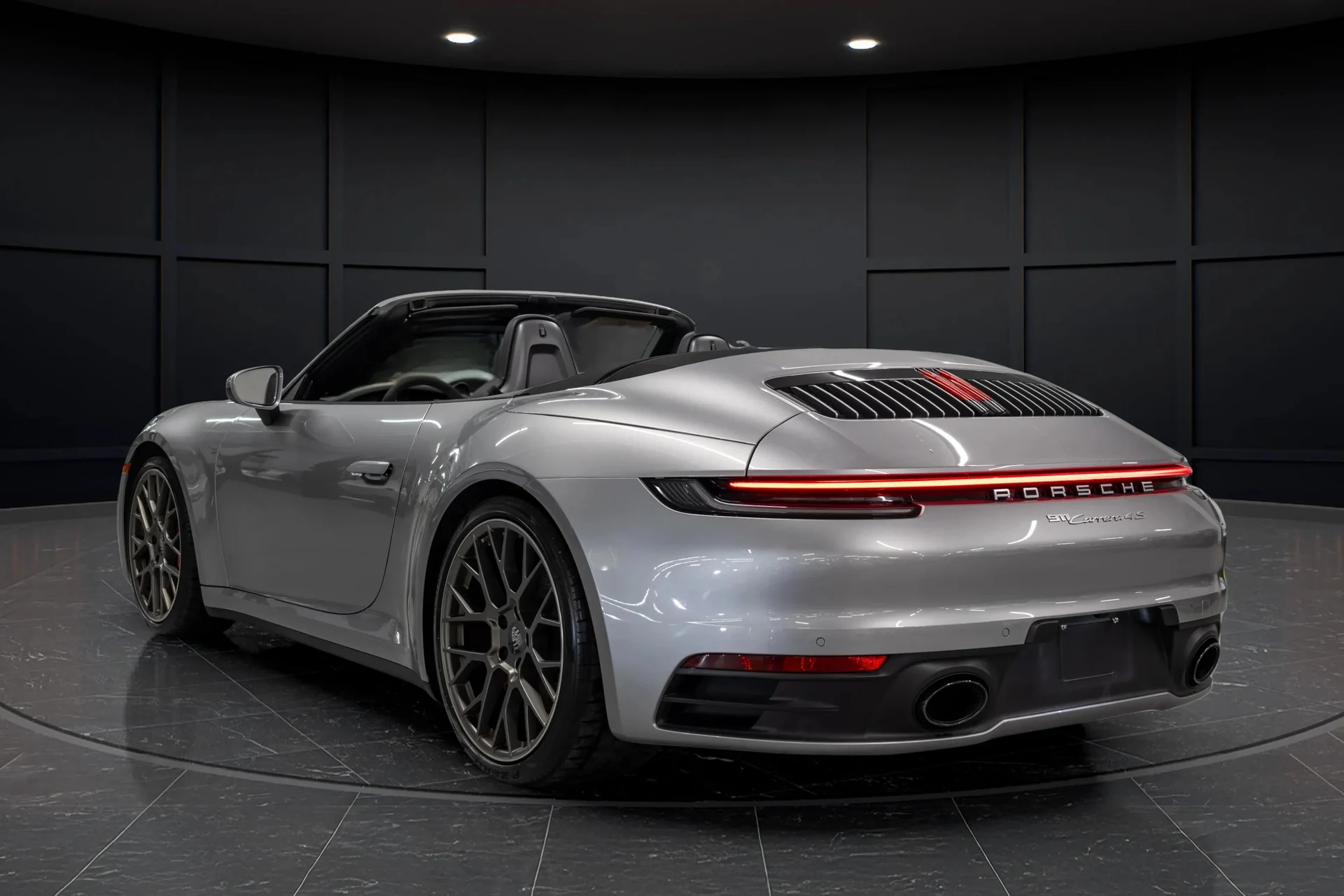 mph009_309477788_138fbe52_478a_4642_b3e4_cebd75c2818d_202220_Porsche2091120_Carrera204_S20_Cabriolet2028_WP_0_CB_2_A91_NS_24410629_8_56caef9fe3