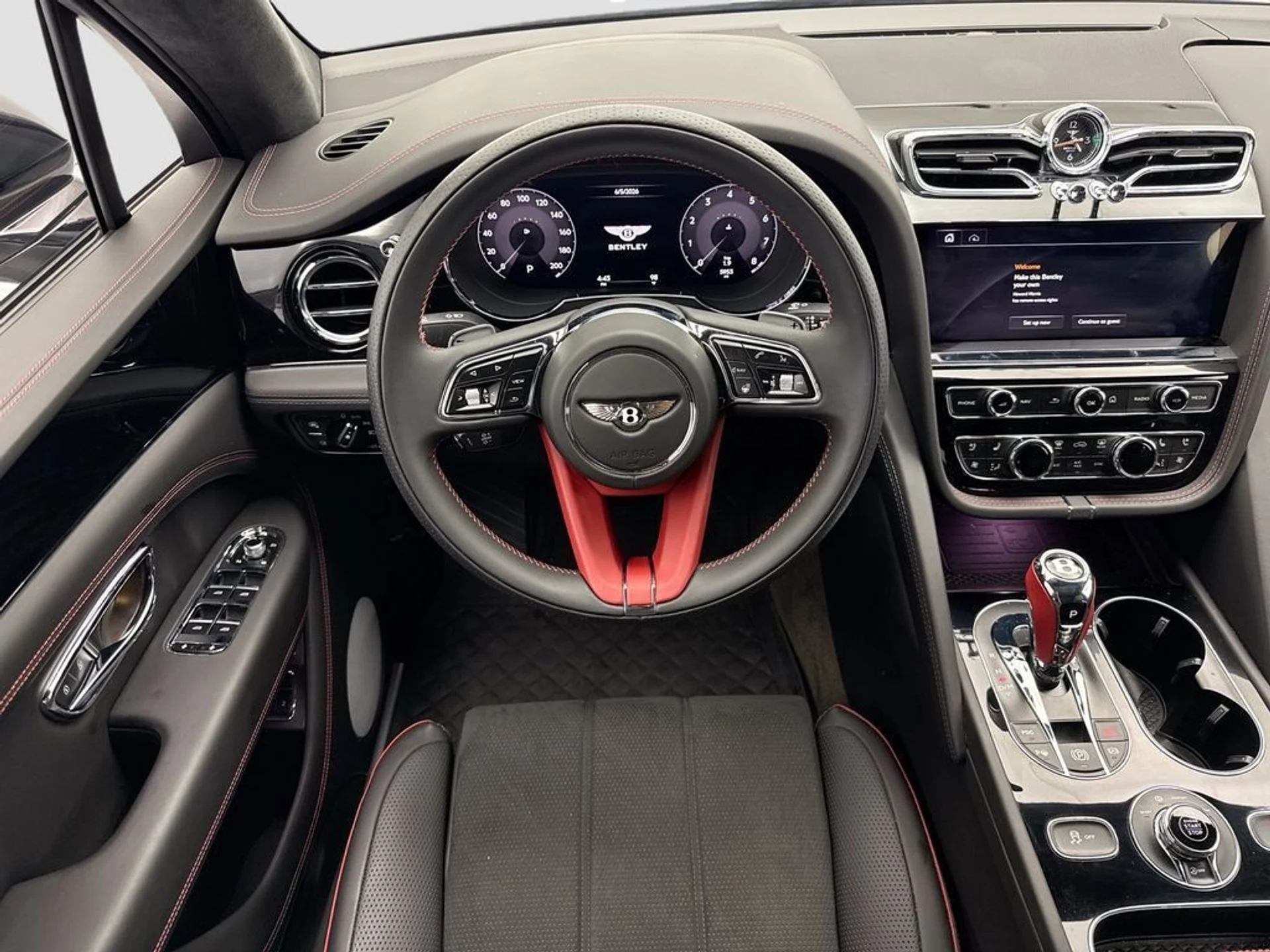 mph009_3101539849_used_2023_bentley_bentayga_sawd_8119_23037215_10_1024_aca5074748