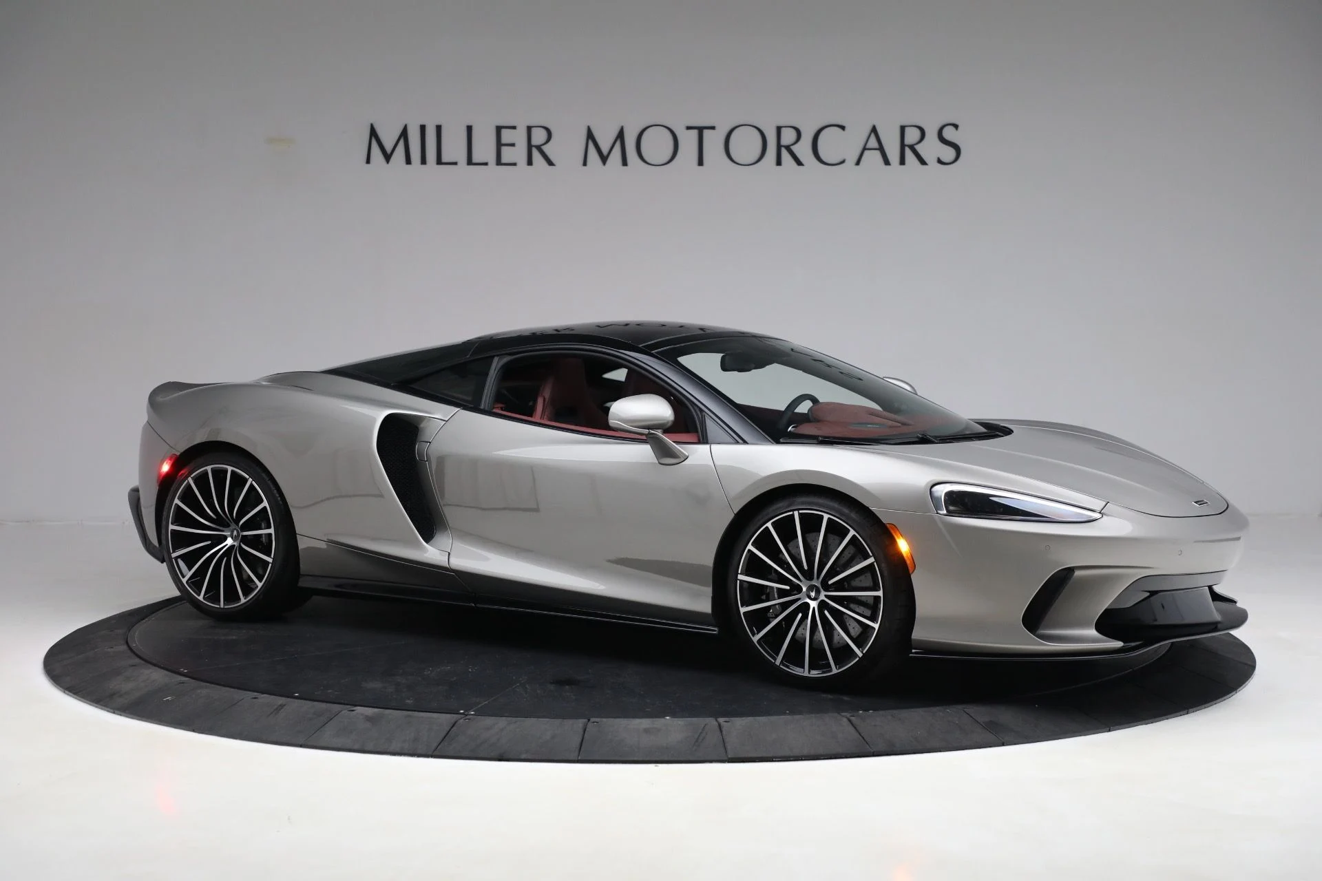 mph009_3106649786_Used_2023_Mc_Laren_GT_Pioneer_d97f13f754