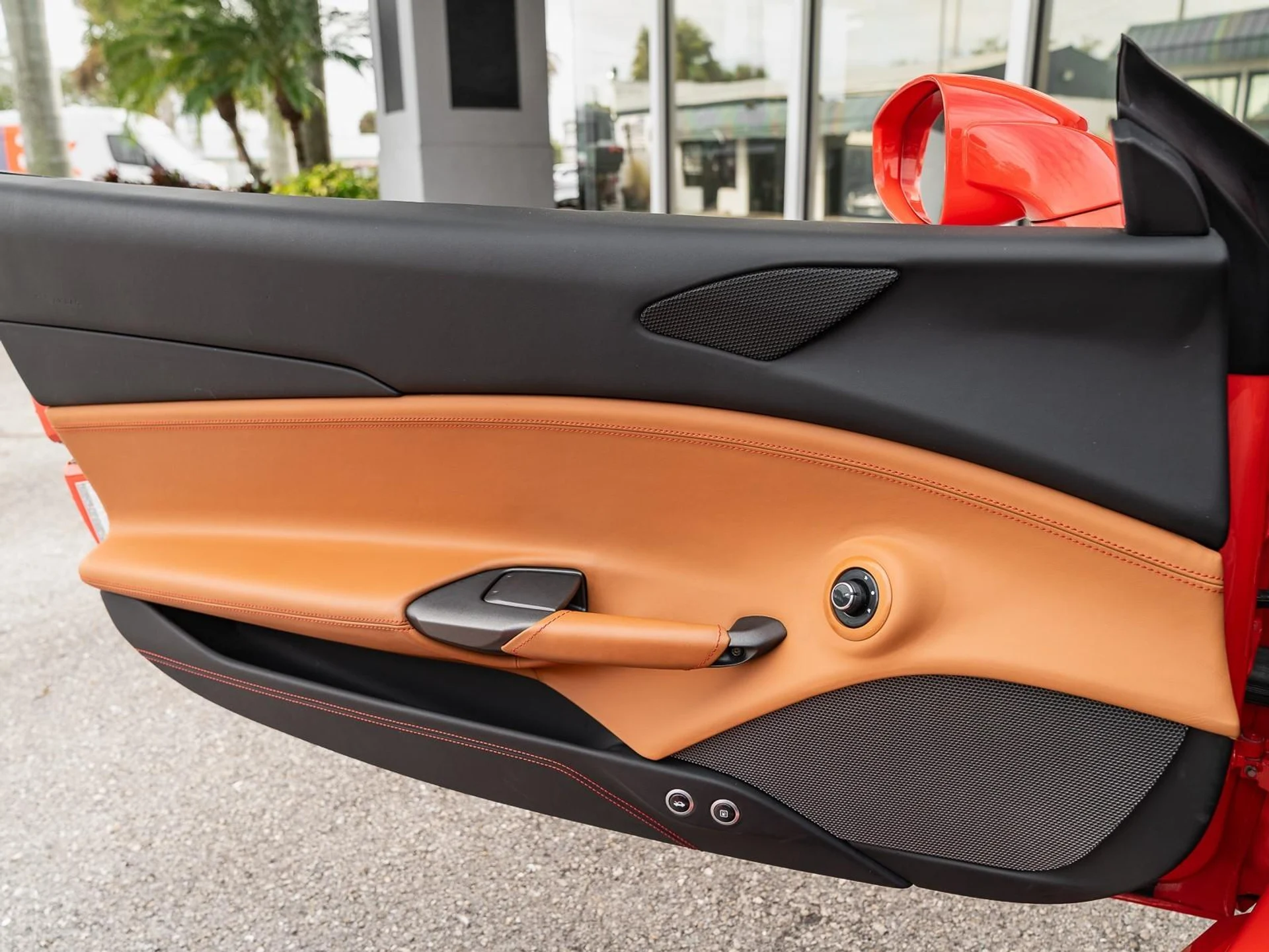 mph009_3116283920_Used_2019_Ferrari_488_Spider_1764709547_931292852a