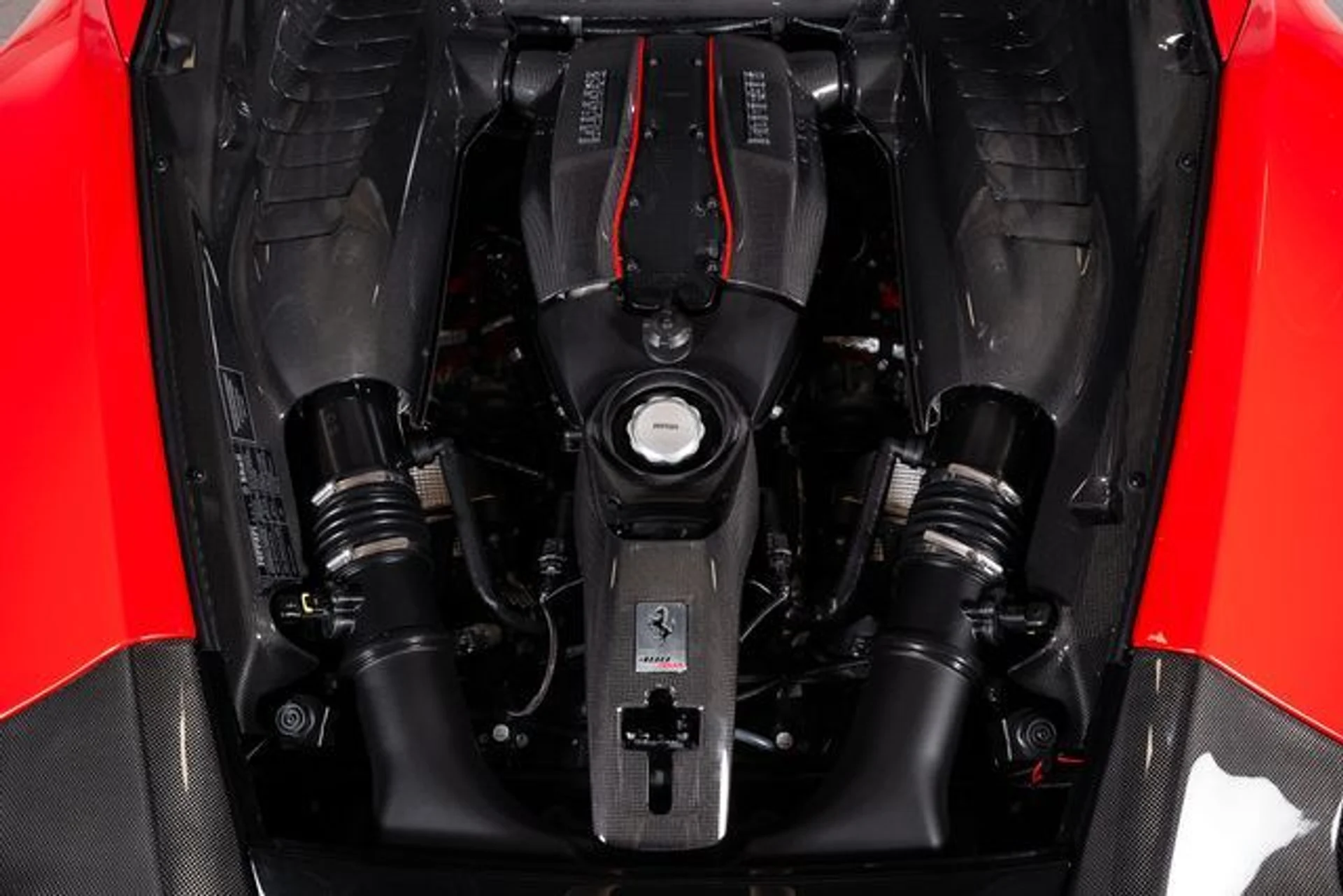 mph009_3126814104_4c50a77931785bb7df6a176cb3ce4d24x_5b8afb70eb