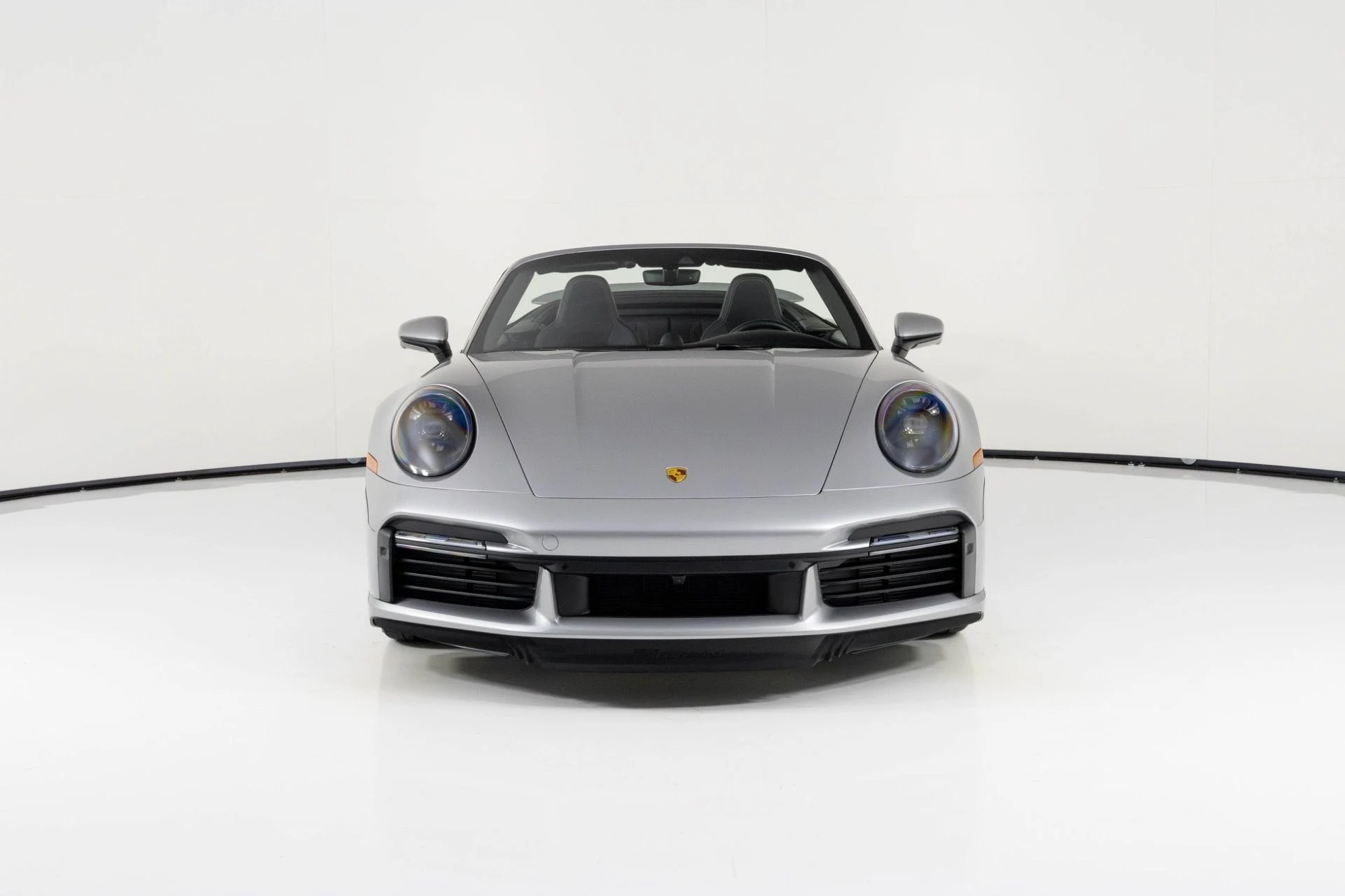mph009_3129120931_Used_2022_Porsche_911_Turbo_S_1764184610_b1ba8d02ce