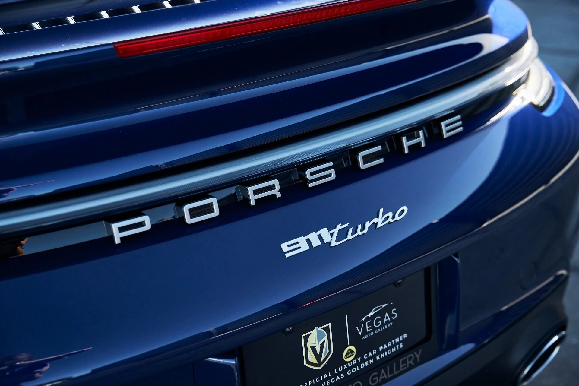 mph009_3134744887_Used_2024_Porsche_911_Turbo_1770087168_951eb36dca