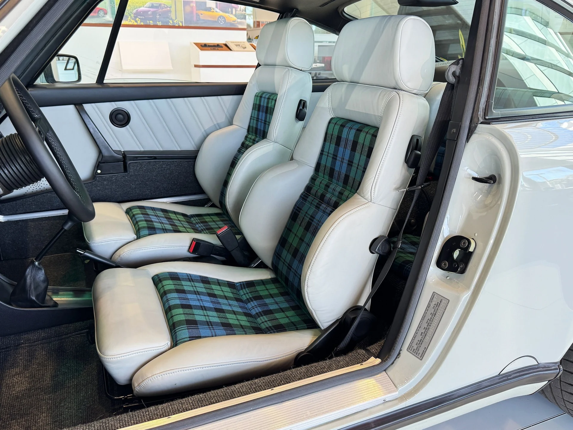 mph009_3135174638_e4c3c535795b68b8391254cf81f1686ex_15cde76f47