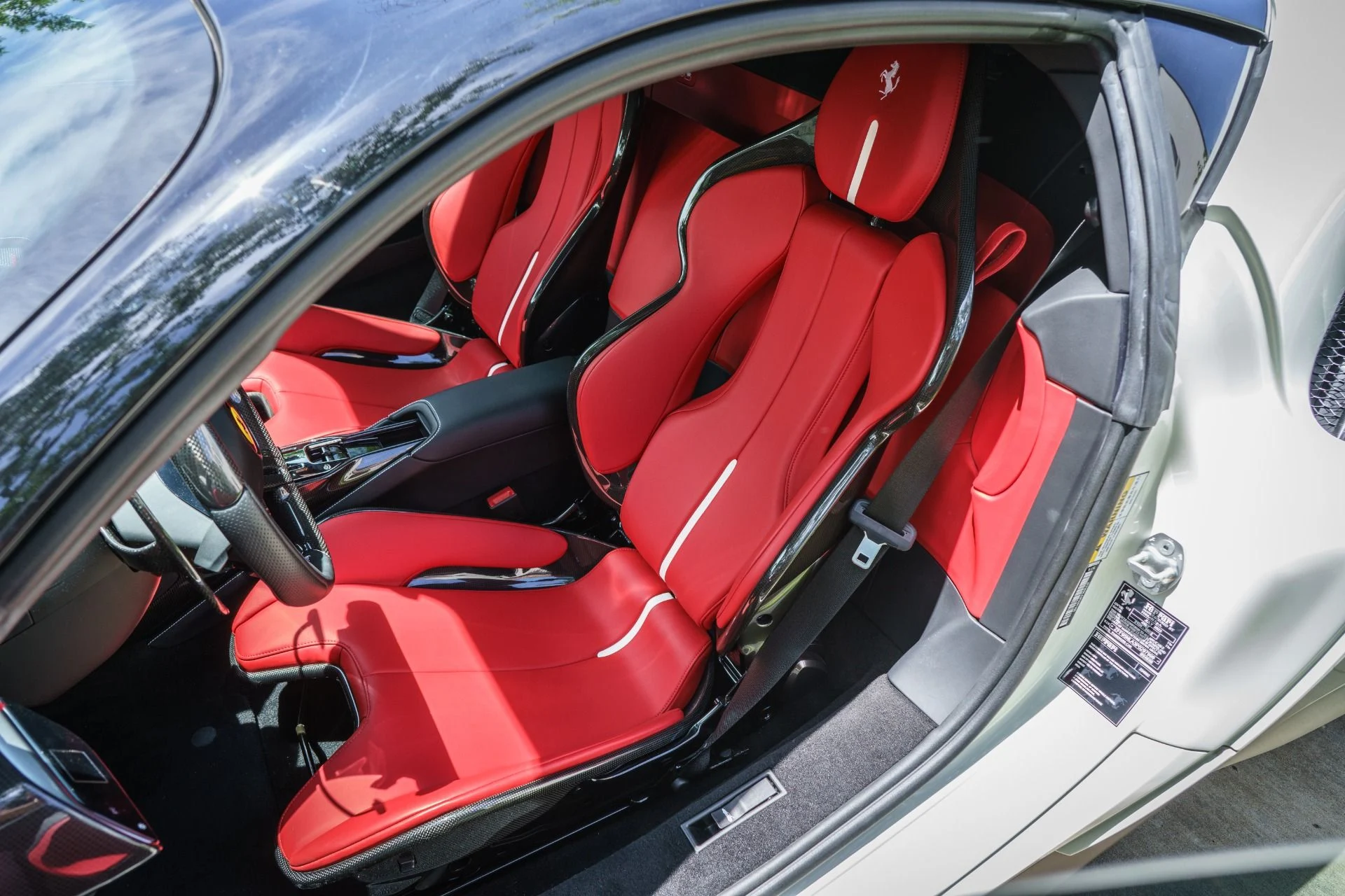 mph009_3135517920_Used_2023_Ferrari_SF_90_Stradale_1778270898_f3f24ec593