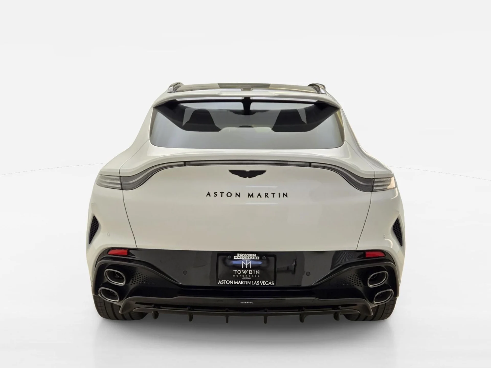 mph009_3140076069_New_2026_Aston_Martin_DBX_S_1783747083_4e8e533fa7