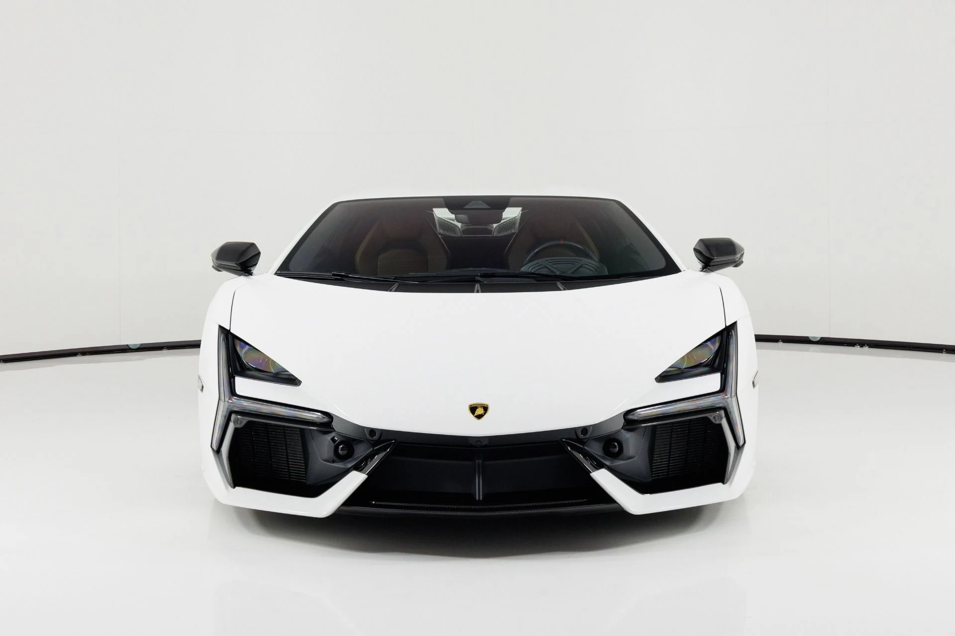 mph009_3142184224_Used_2024_Lamborghini_Revuelto_1786042560_08686aa148