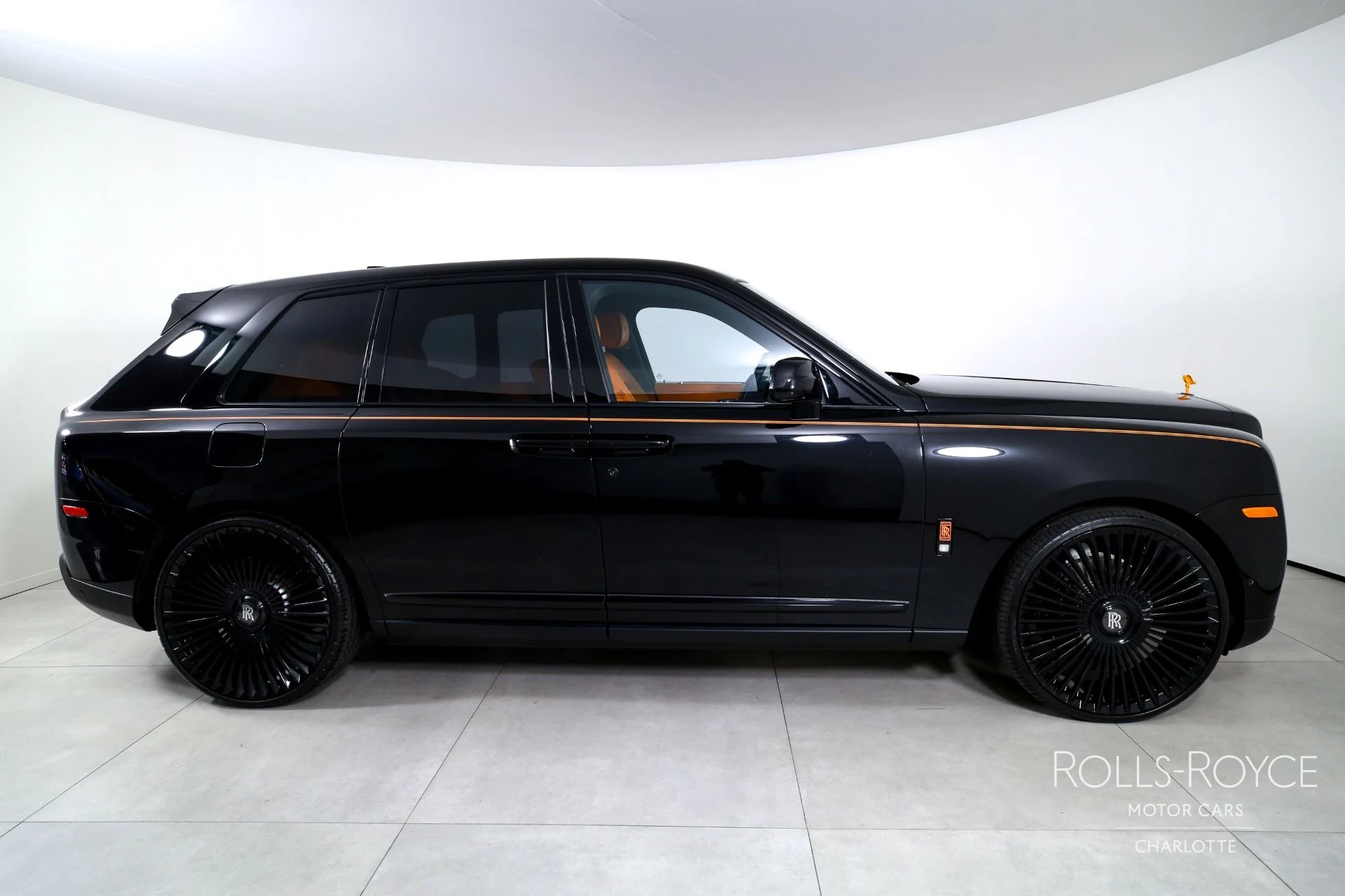 mph009_3145710276_Used_2023_Rolls_Royce_Cullinan_1780092744_3c755b1ef5