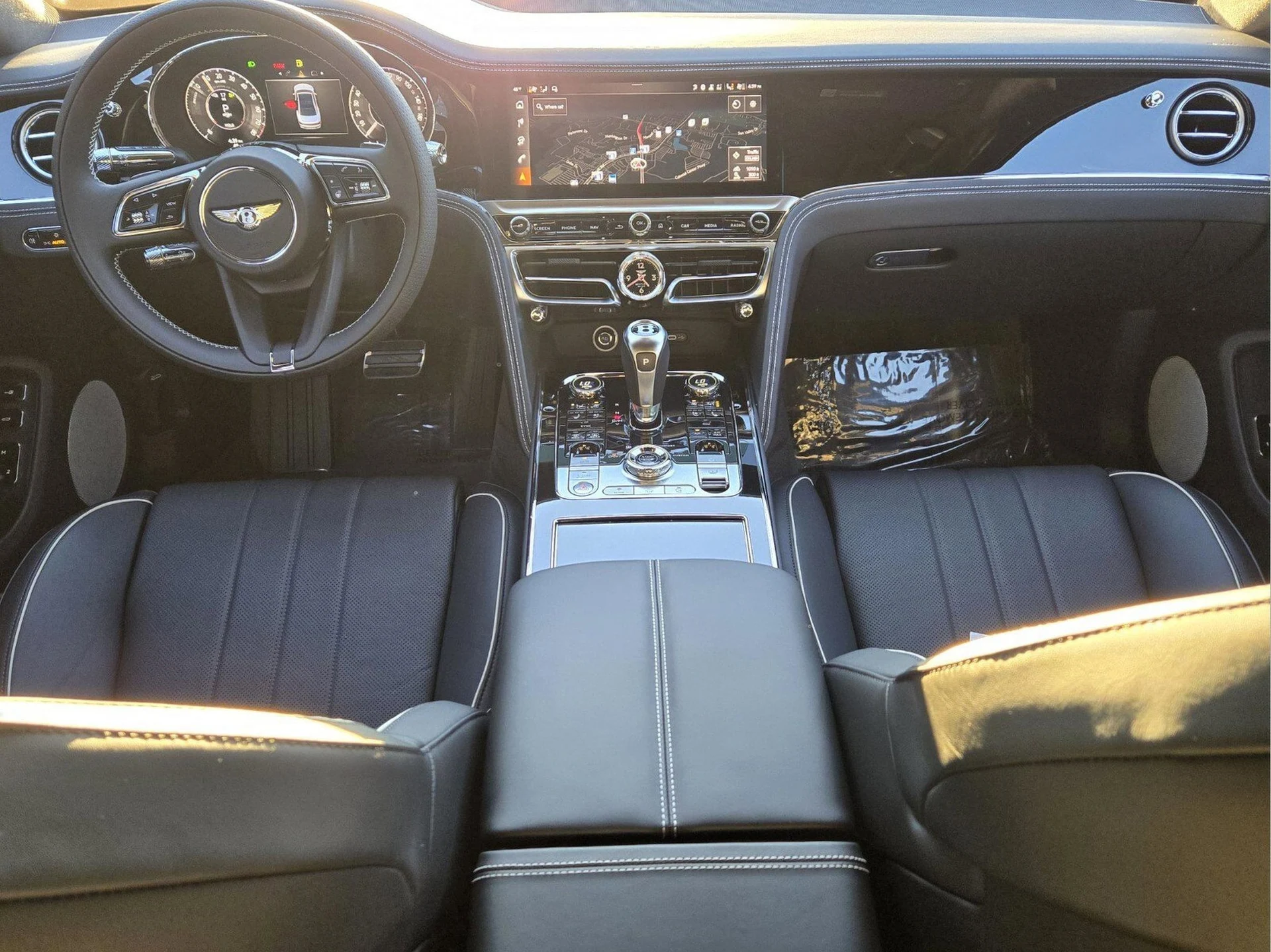 mph009_3146191257_dd584bd82f3509751e91c407f0bff828x_099c21c298