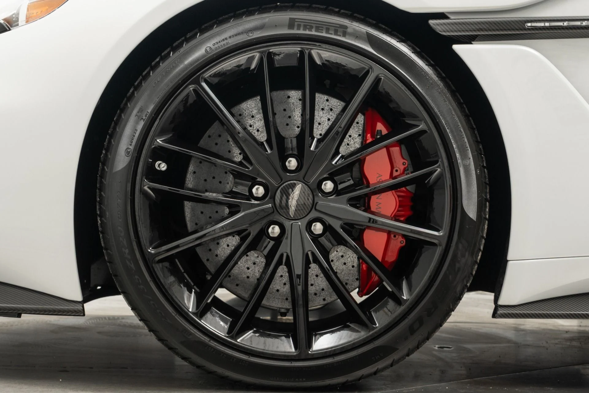 mph009_3146570130_Used_2018_Aston_Martin_Vanquish_Zagato_Volante_74_of_99_Built_Massive_848_K_MSRP_463_Original_Miles_1767103941_0970e8ed93