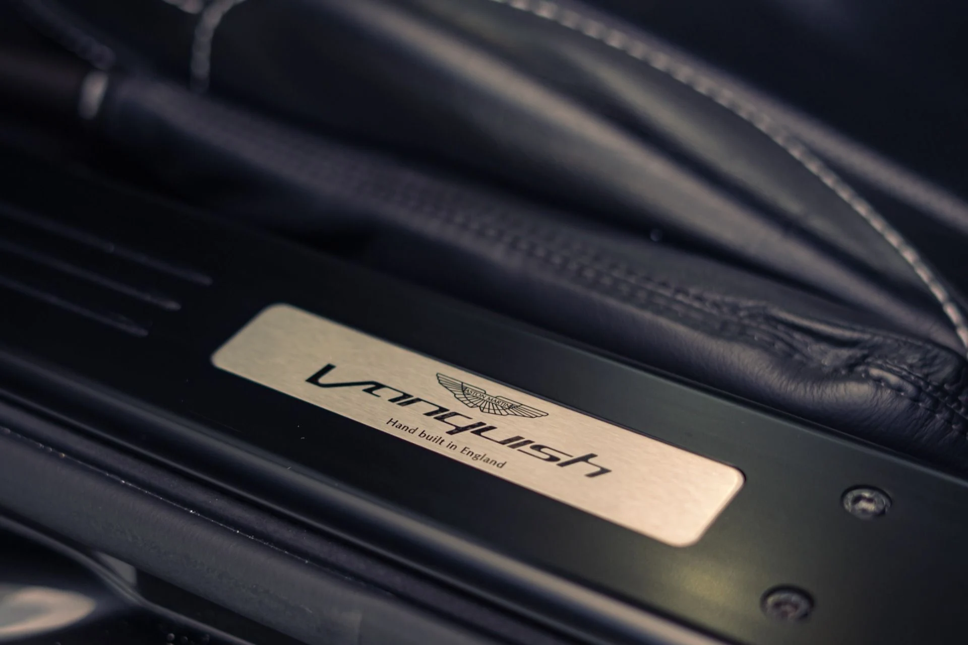mph009_3154874965_Used_2014_Aston_Martin_Vanquish_Carbon_Exterior_Package_1783984882_72dd8261ad