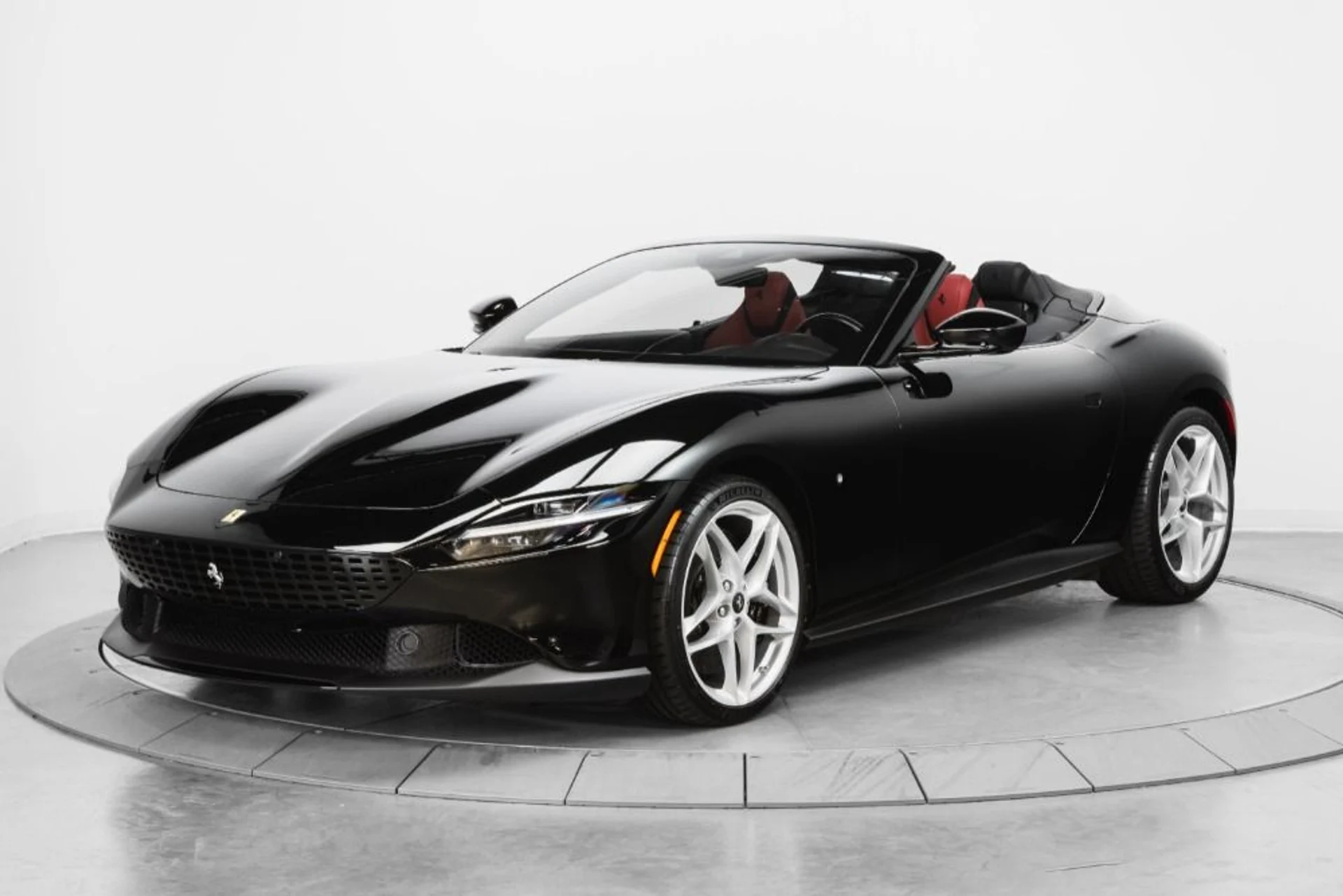 mph009_3158214263_Used_2024_Ferrari_Roma_Spider_dc877dd1cf