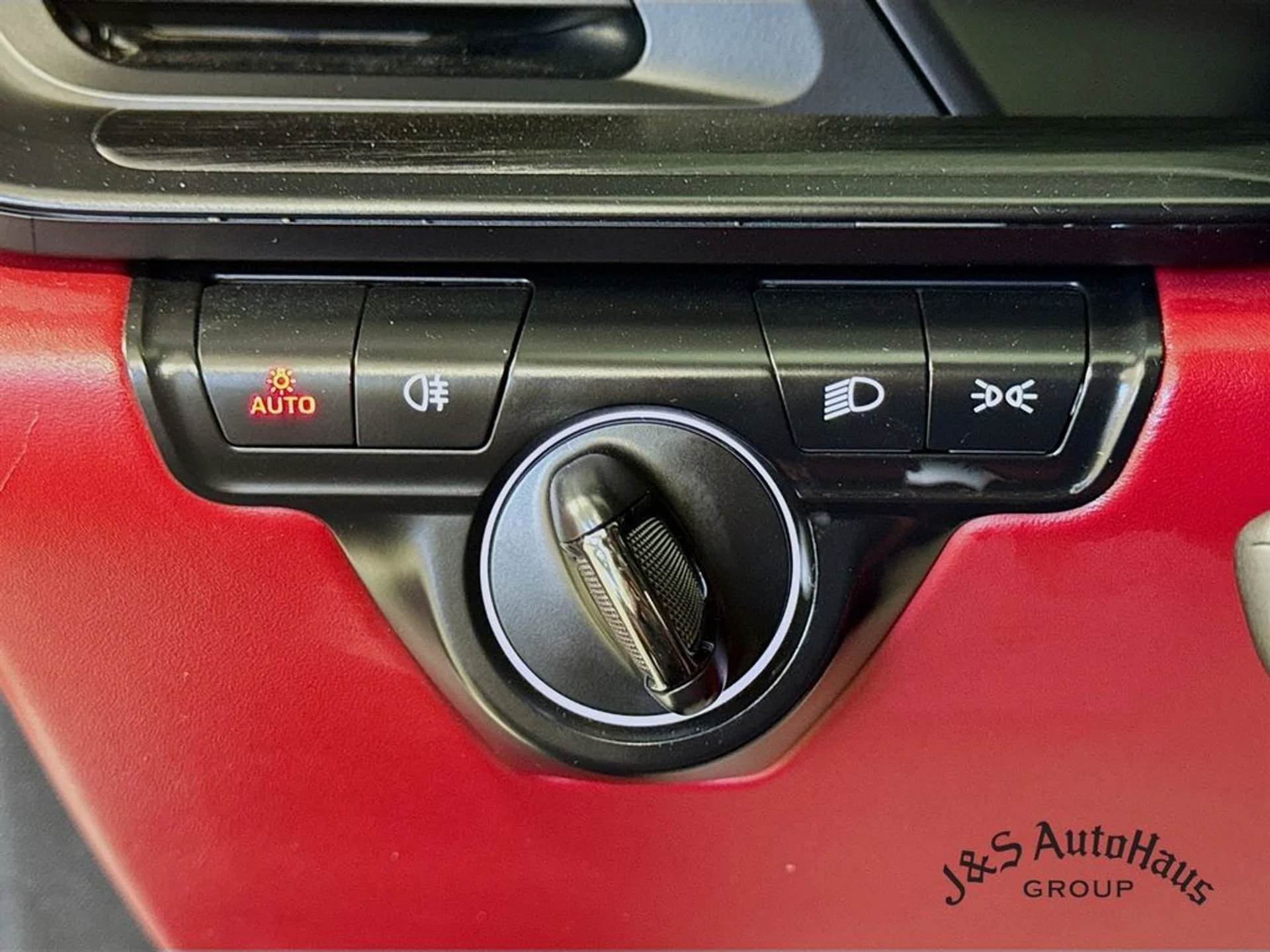 mph009_3163425527_4ebovfddvquw6gg4y7vom2pco23k_5fb7c39cba