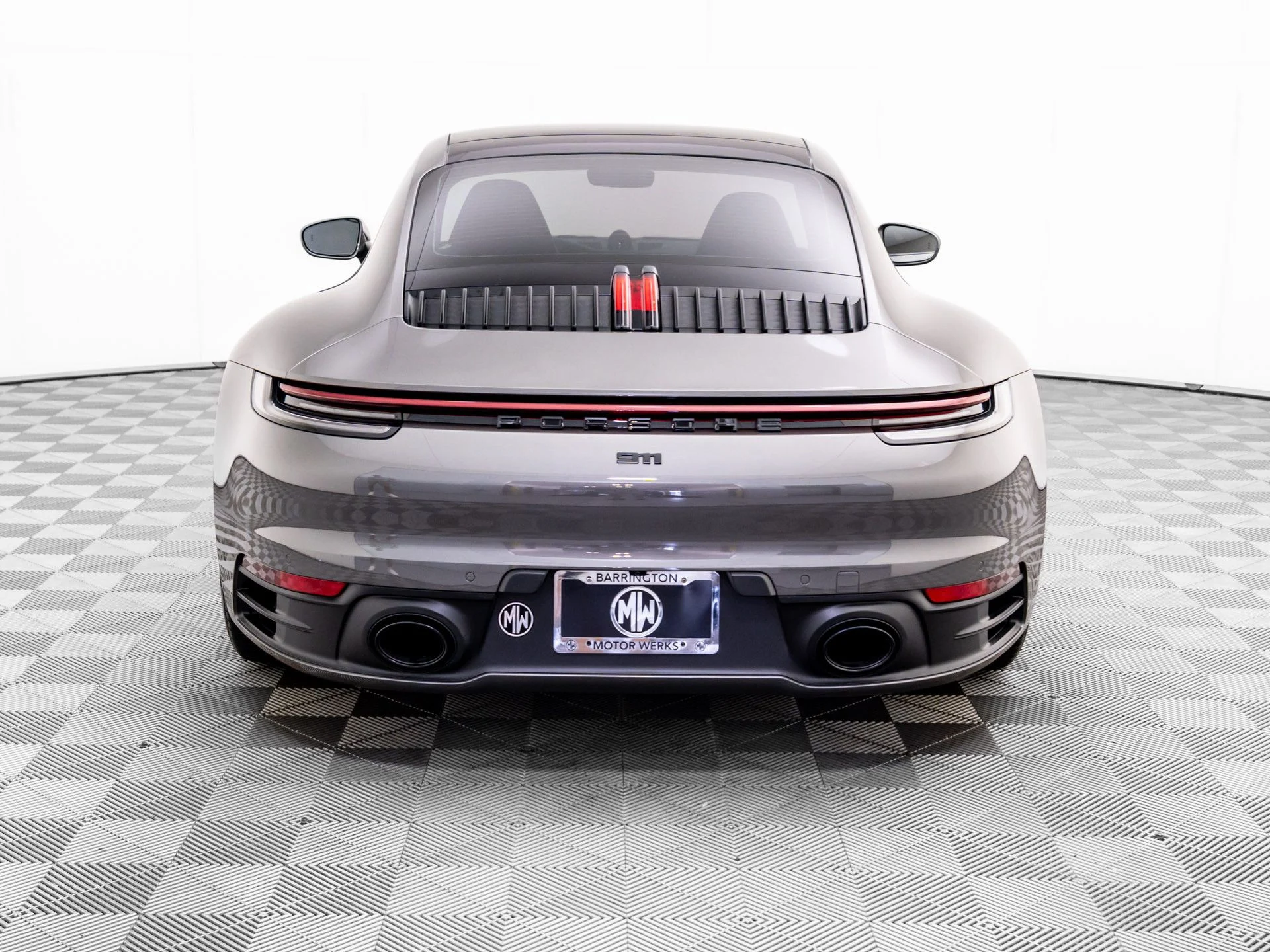 mph009_316874921_6813e523b15fe39954331cbb9ae0781bx_d14ddfdd90