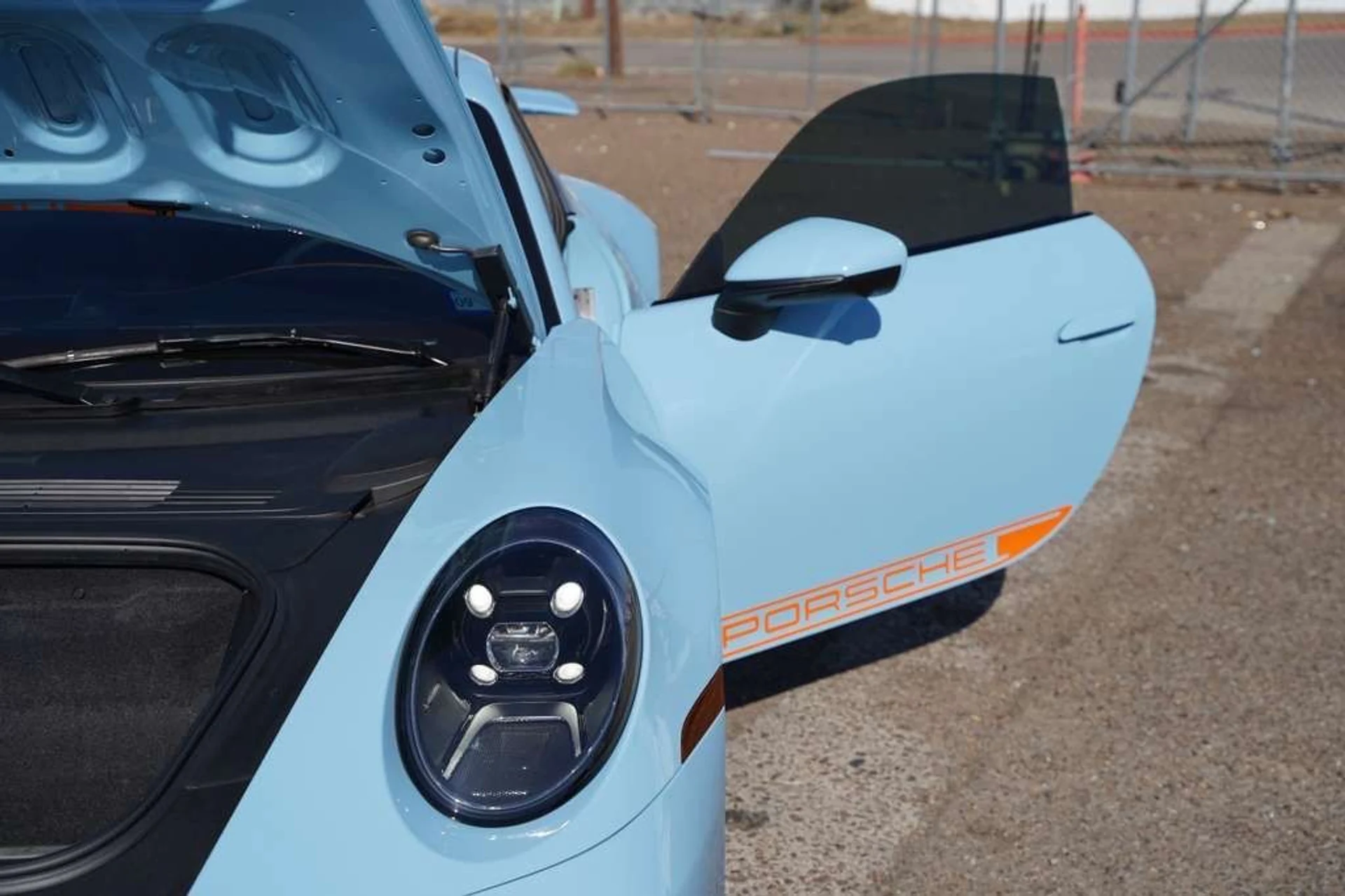 mph009_3172419753_Used_2024_Porsche_911_Carrera_4_S_1770142335_4dd633ba8b