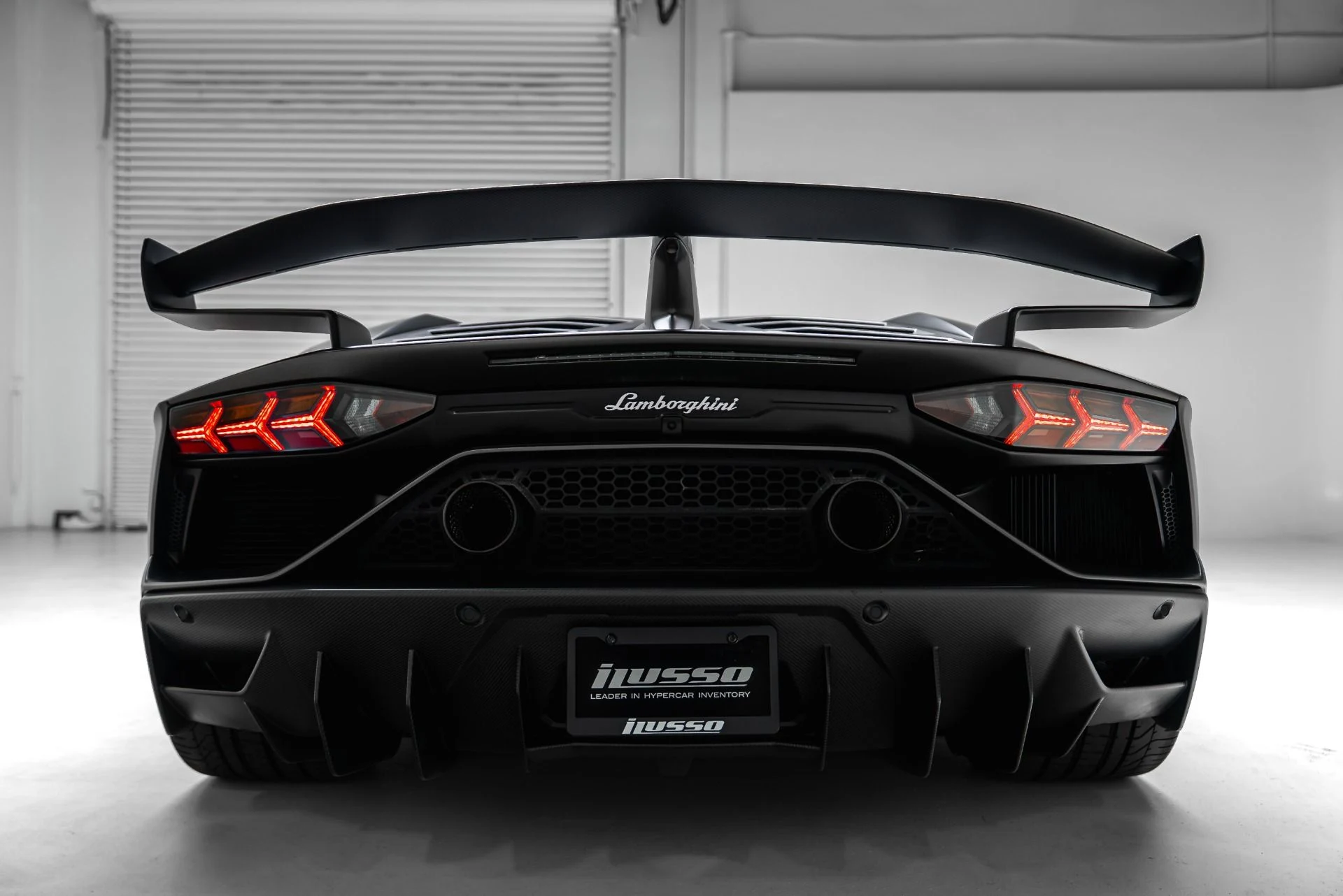 mph009_3176790525_Used_2020_Lamborghini_Aventador_LP_770_4_SVJ_1780965669_48315fe3f0