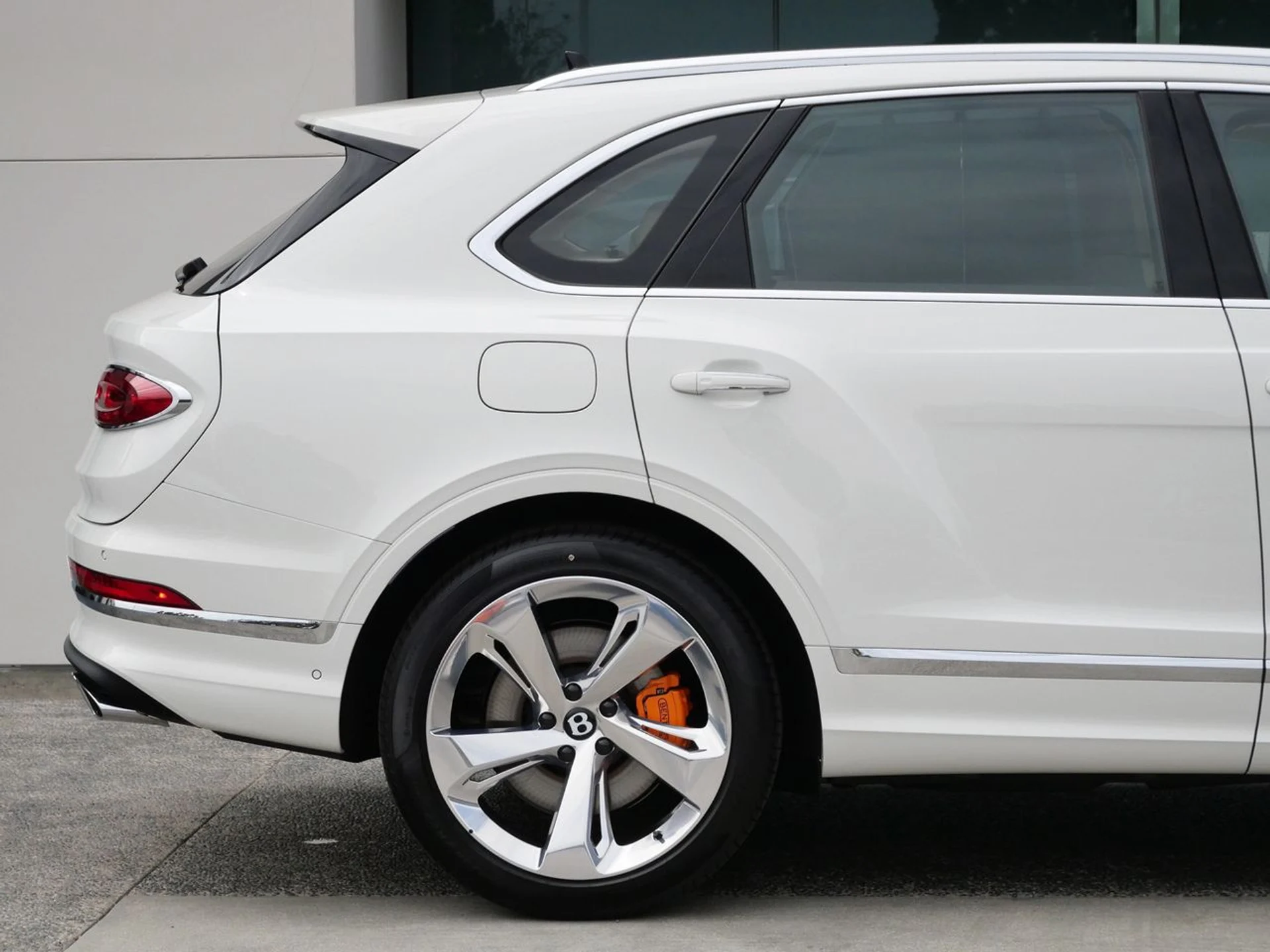 mph009_318444040_72e6d79c0c525cff1d6f765dd9d8a779x_90421d5c29