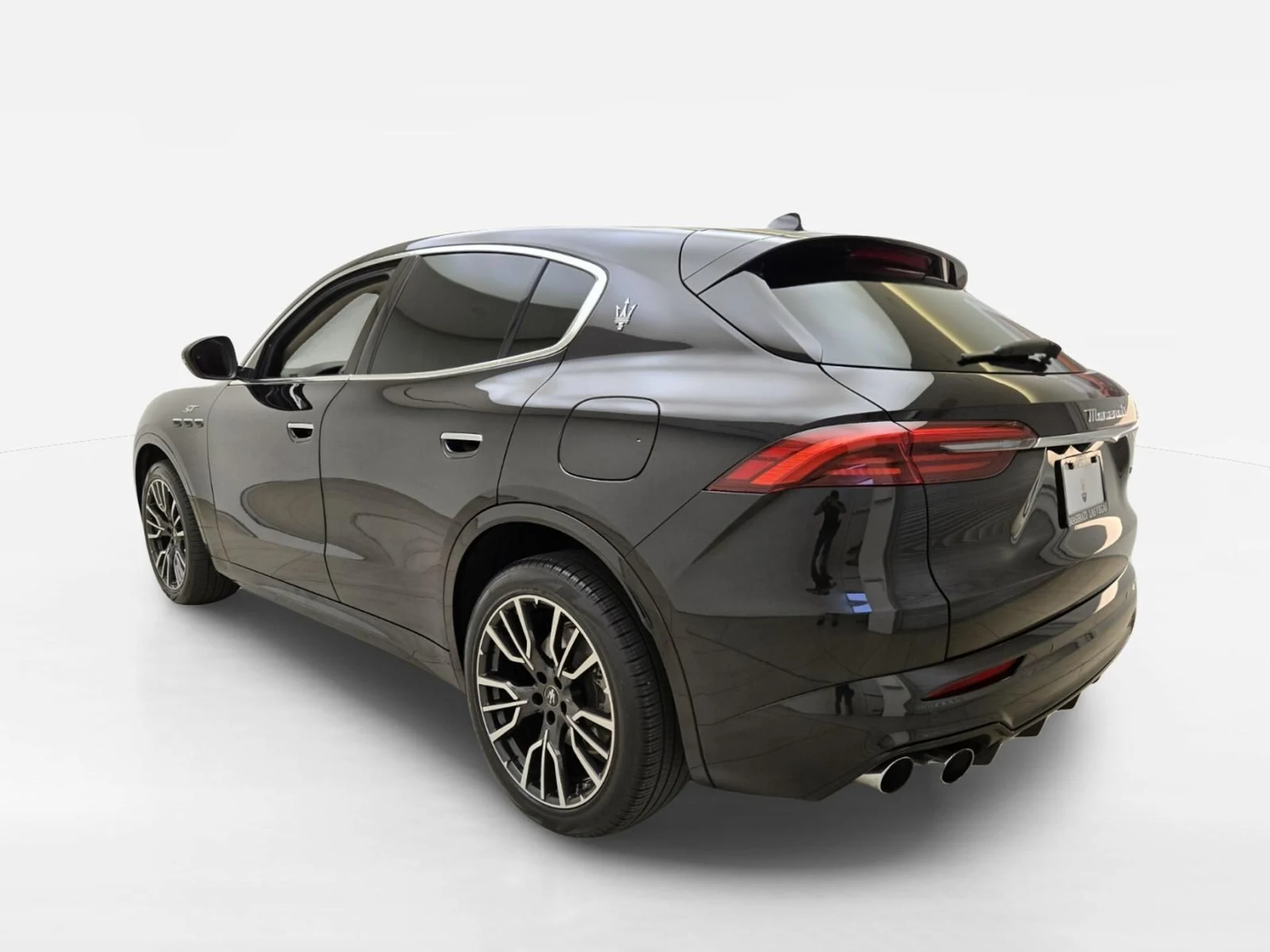 mph009_3186768543_Used_2023_Maserati_Grecale_GT_1789624514_2b43ea1ecb