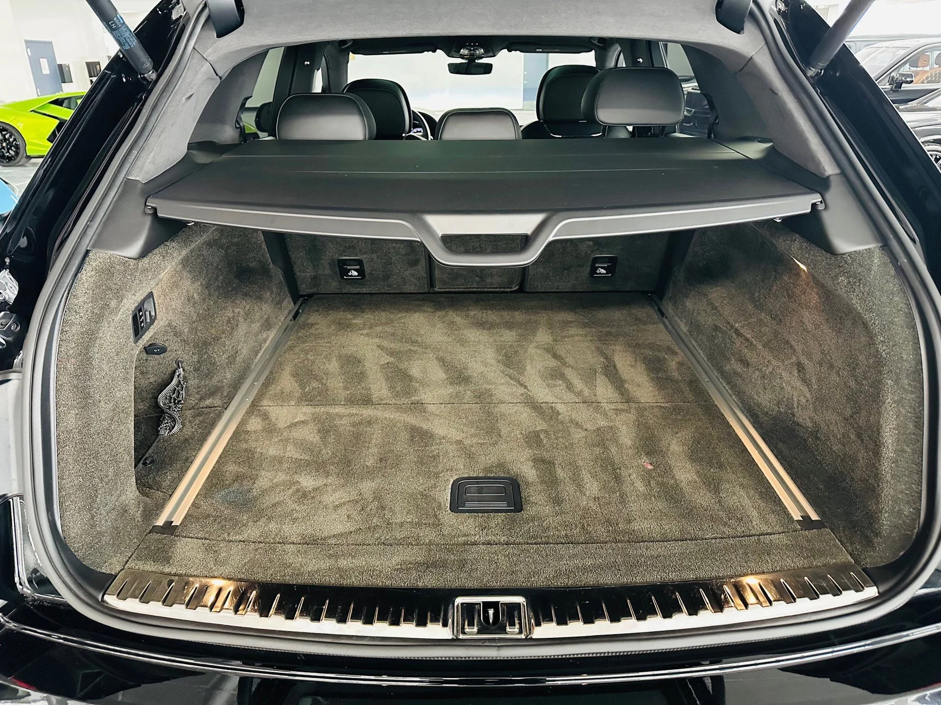 mph009_3199858347_f02e5b81e1955a63f2f6c041360d3ed5x_9e724bc1fc