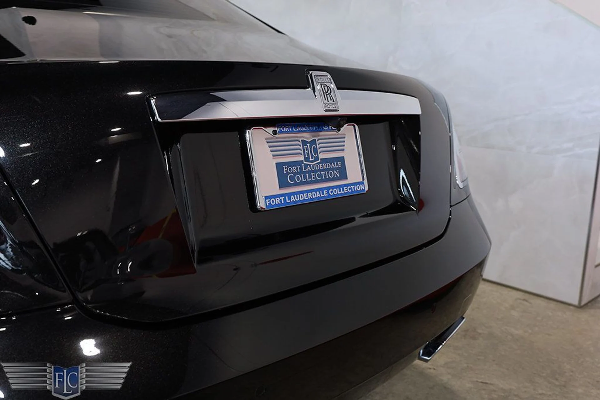 mph009_320439753_used_2021_rolls_royce_ghost_ewb_sedan_9689_23033984_10_1024_d0a4b81de6