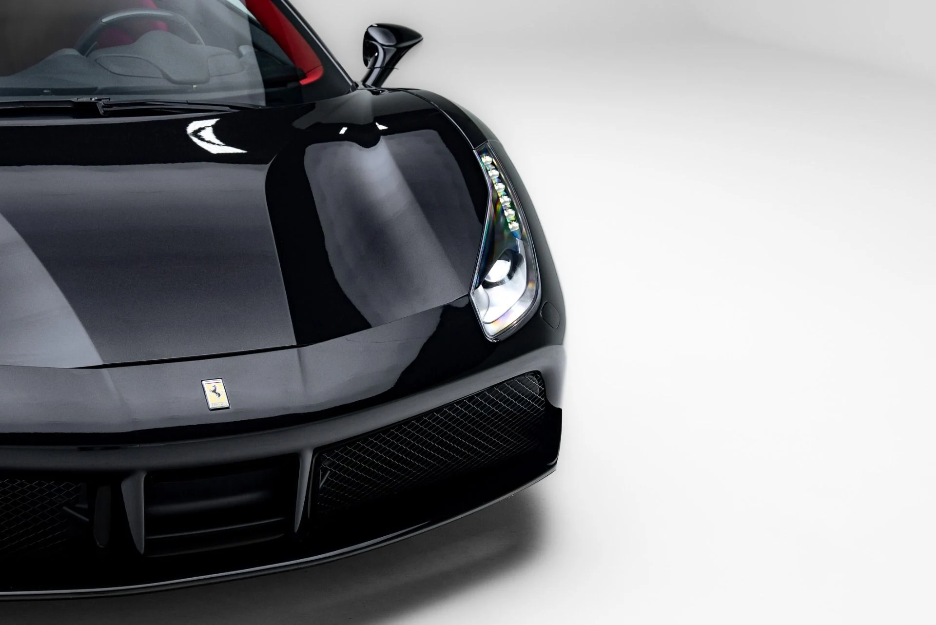 mph009_320518331_Used_2019_Ferrari_488_GTB_1778776407_b4efbdea79